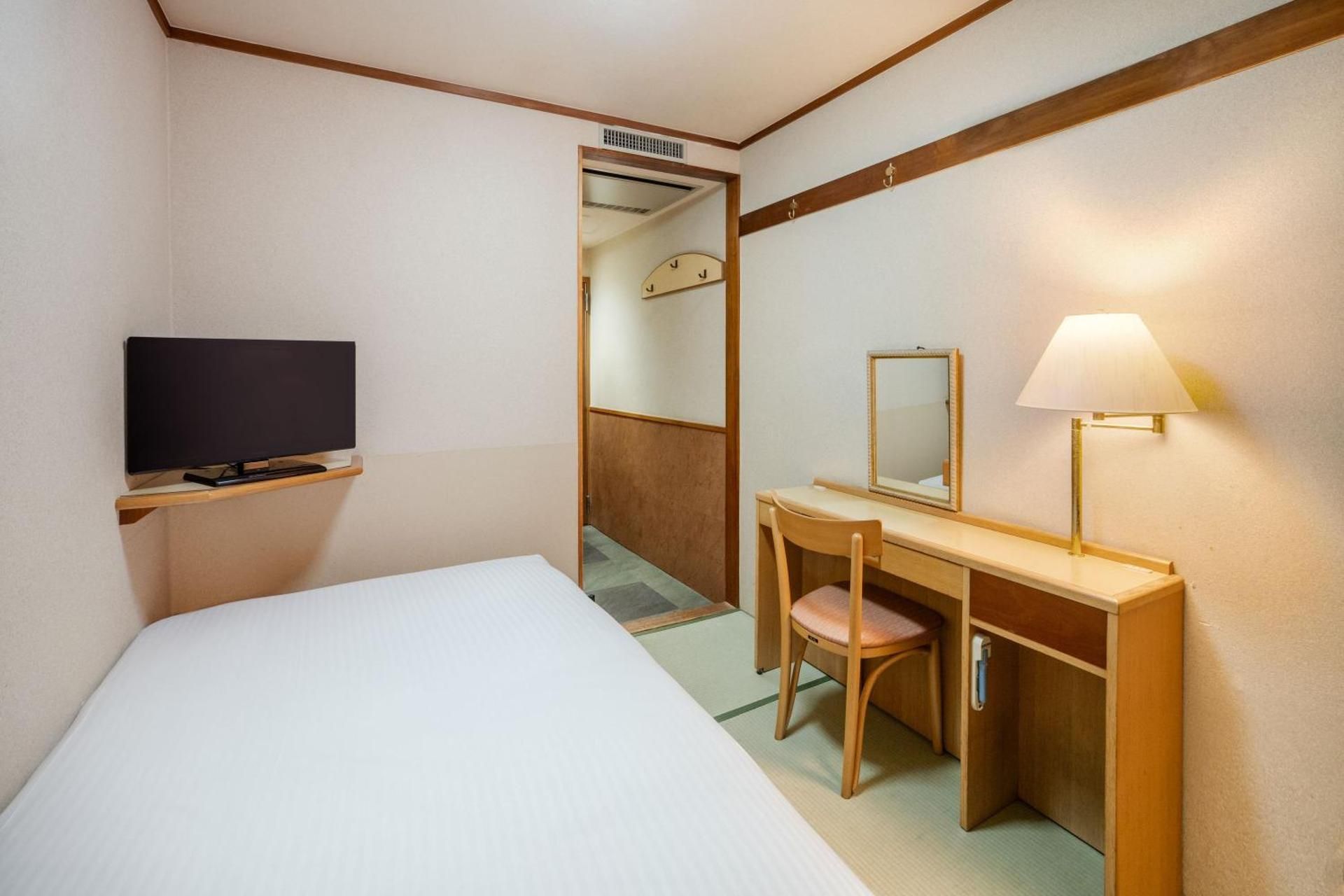 Japanese-Style Single Room - Non-Smoking