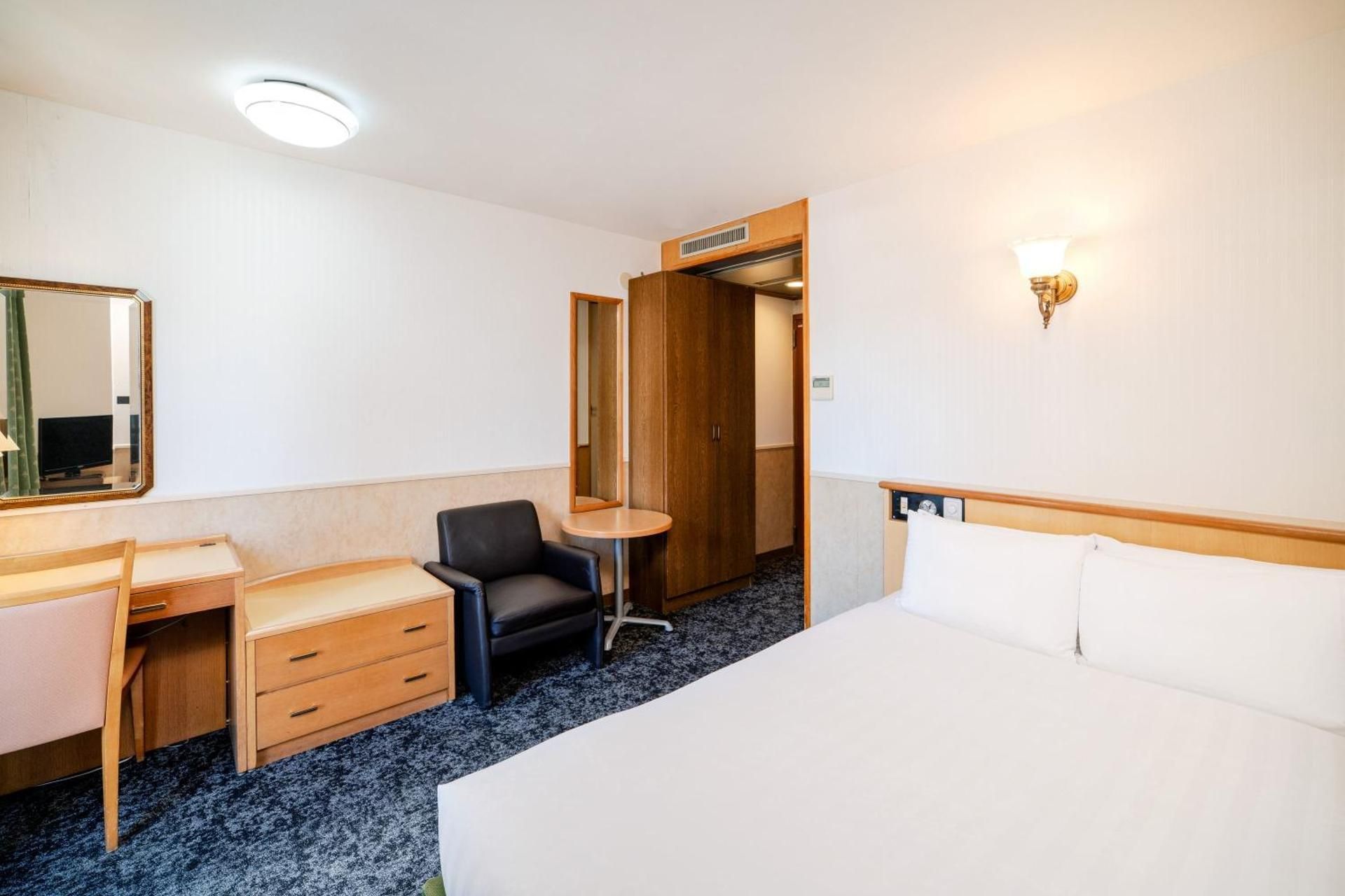 Comfort Semi Double Room - Non-Smoking