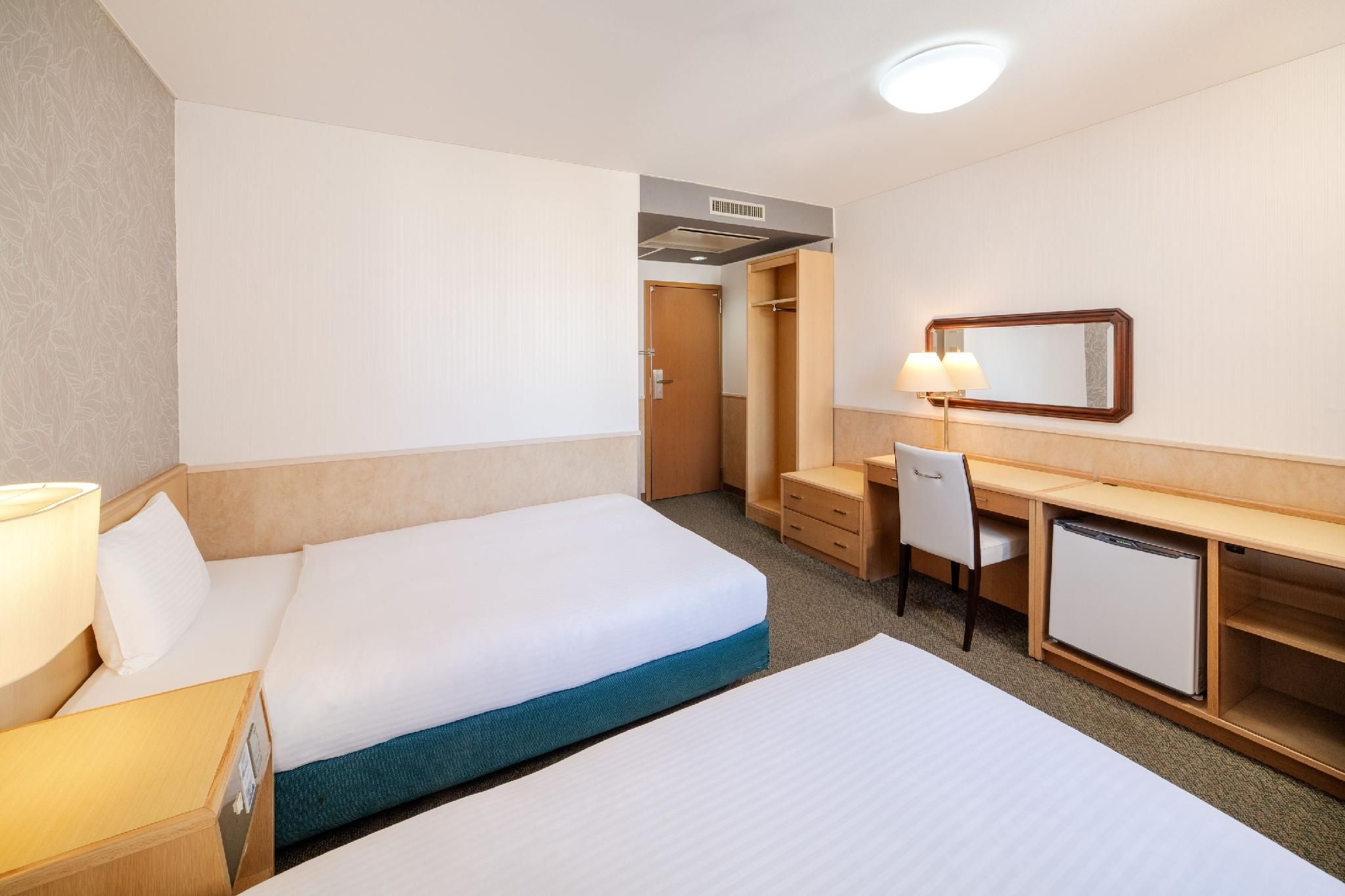 Standard Twin Room - Non-Smoking