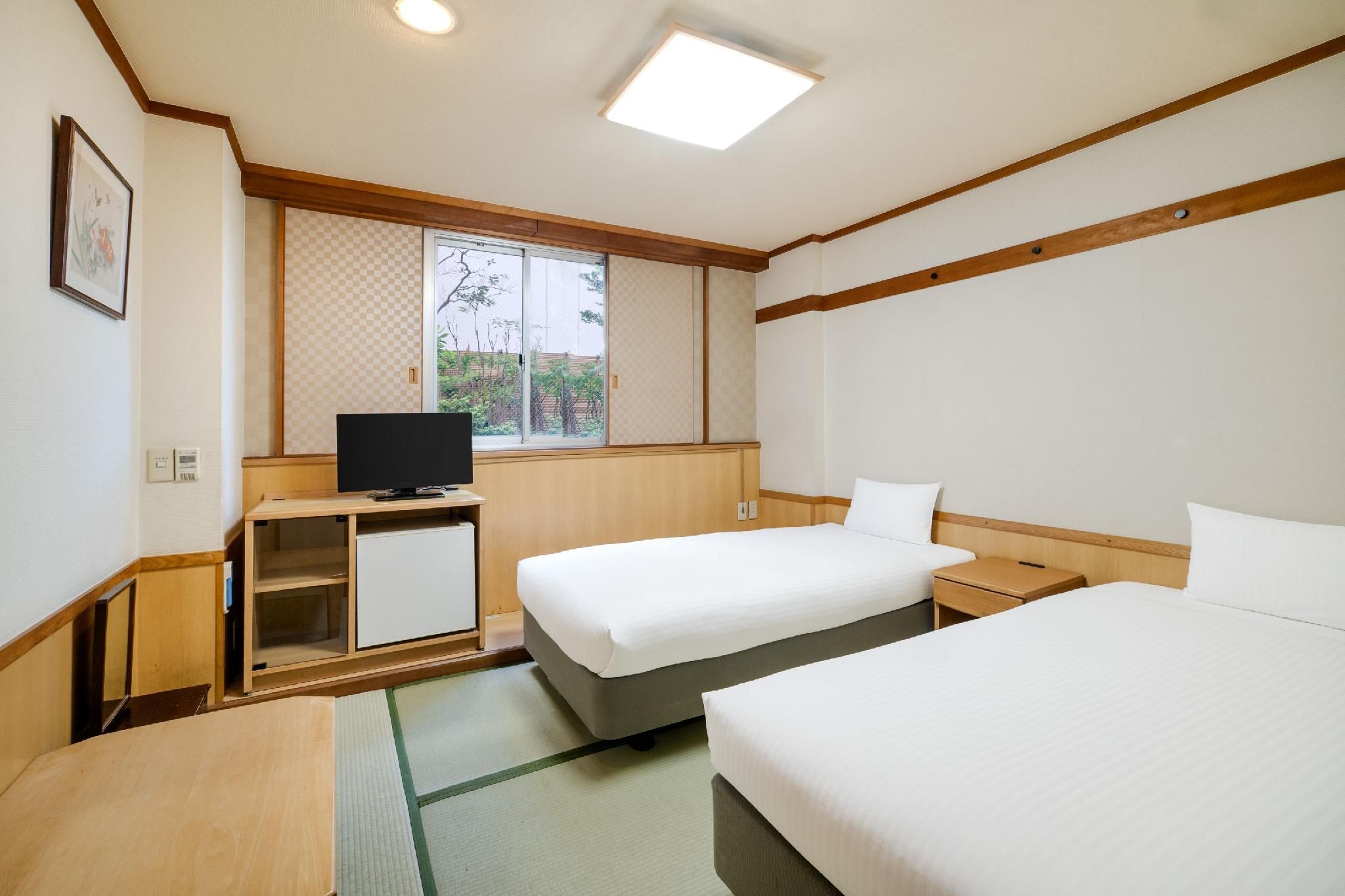 Japanese Twin Room - Smoking