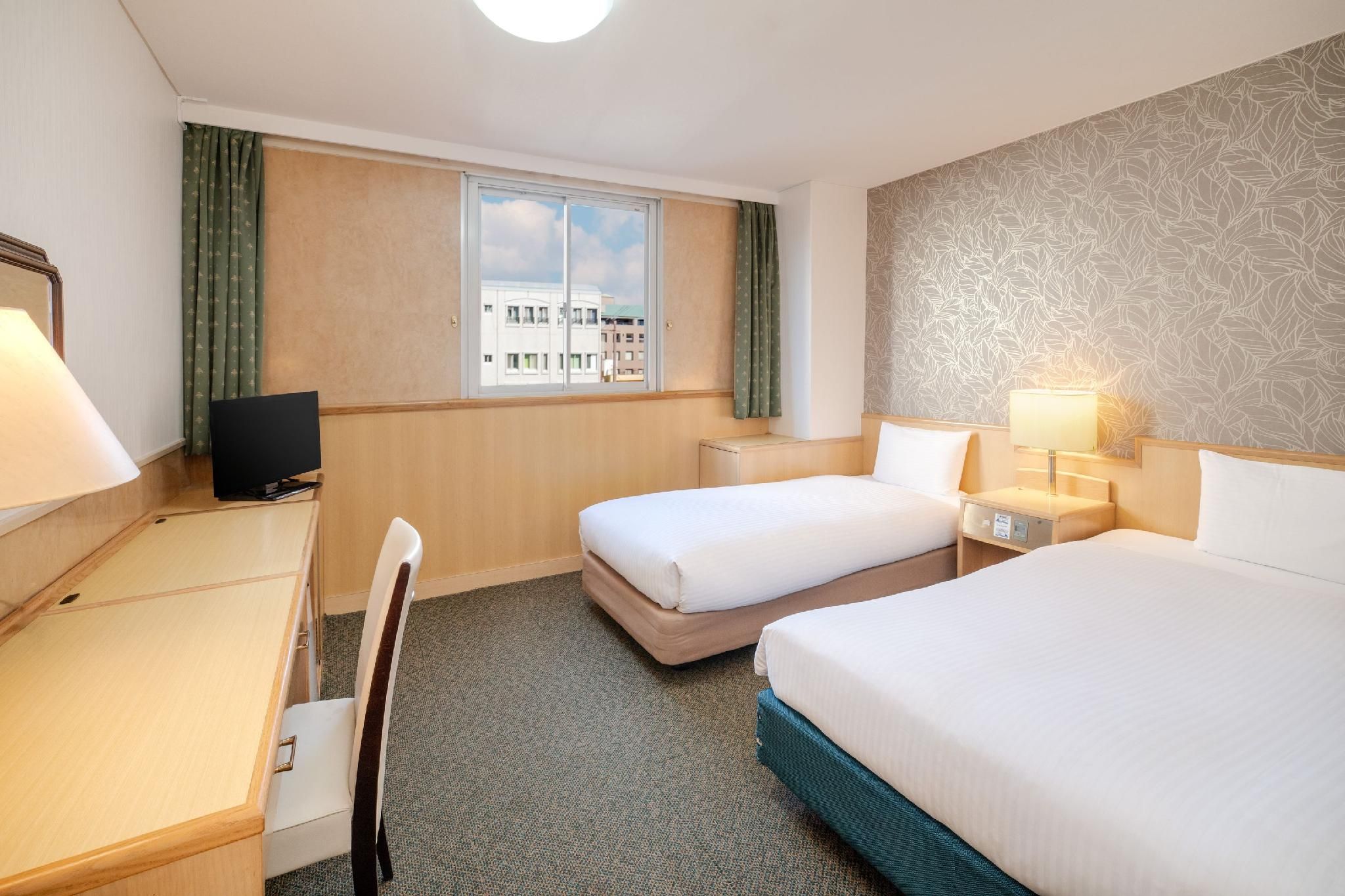 Standard Twin Room - Non-Smoking