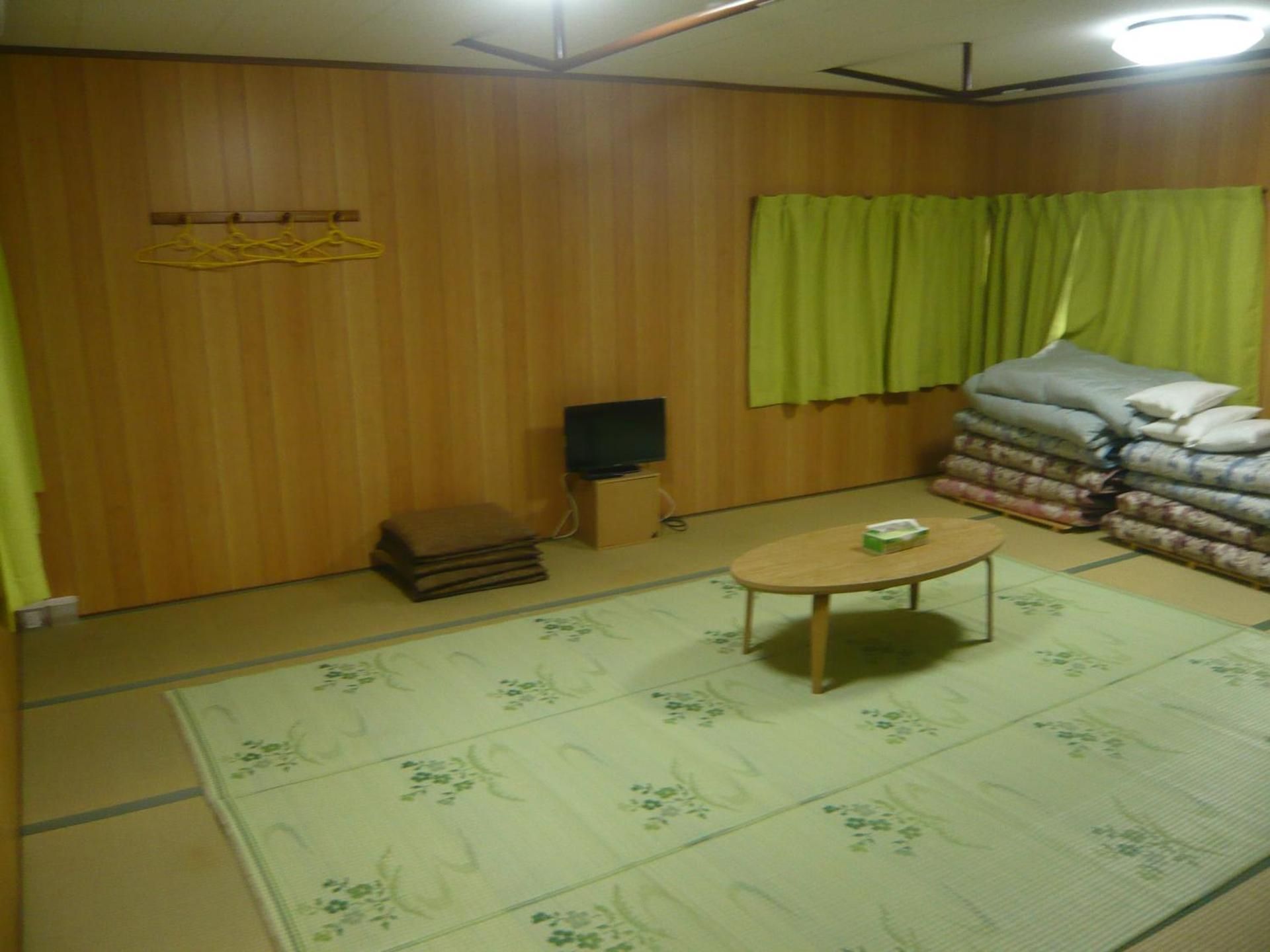 Japanese-Style Room