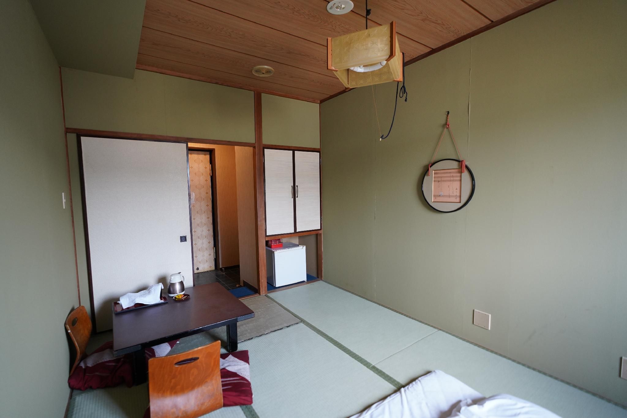 Tatami Room