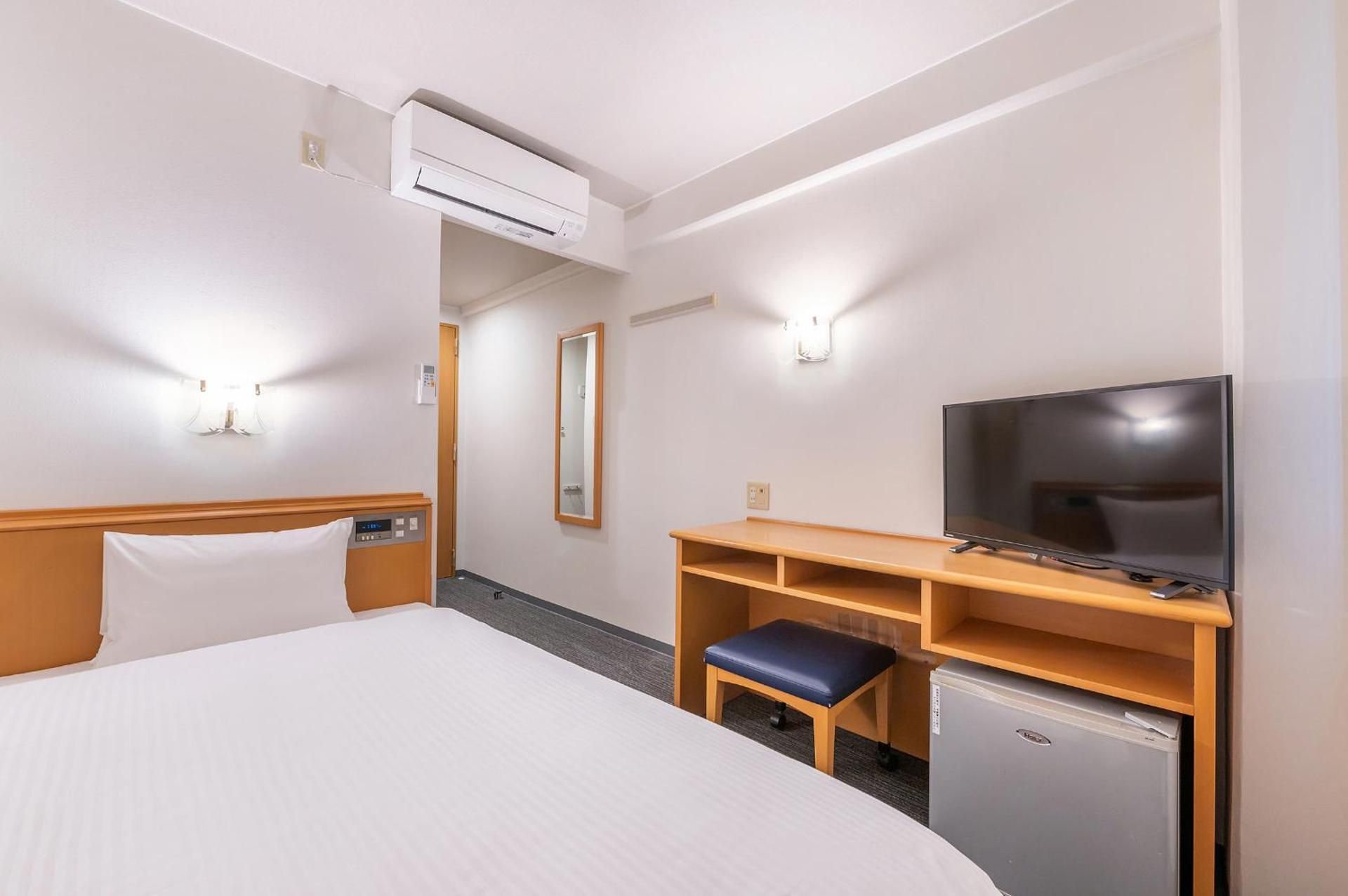 Single Room - Non-Smoking