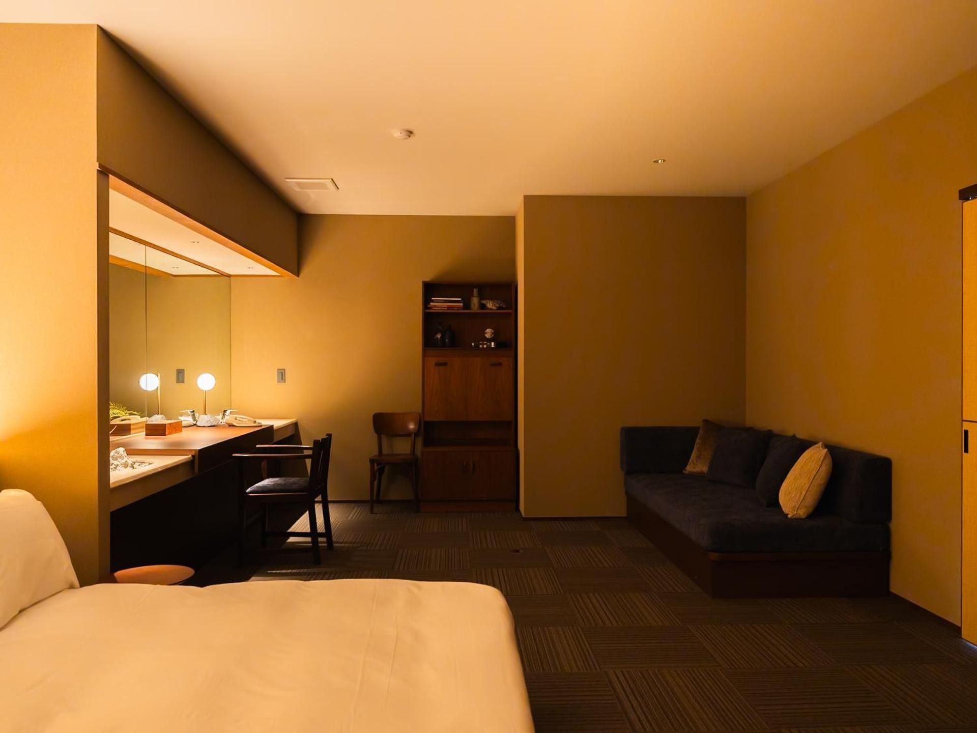 Deluxe Suite with Spa Bath