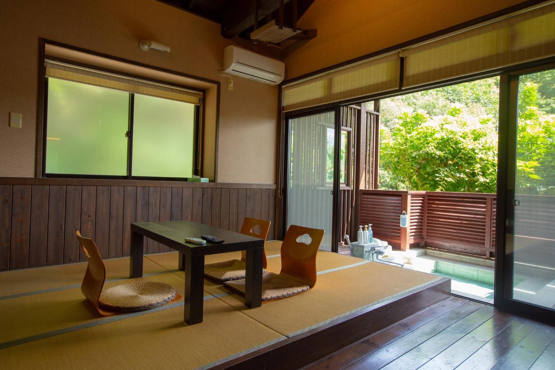 Triple Room with Private Bathroom