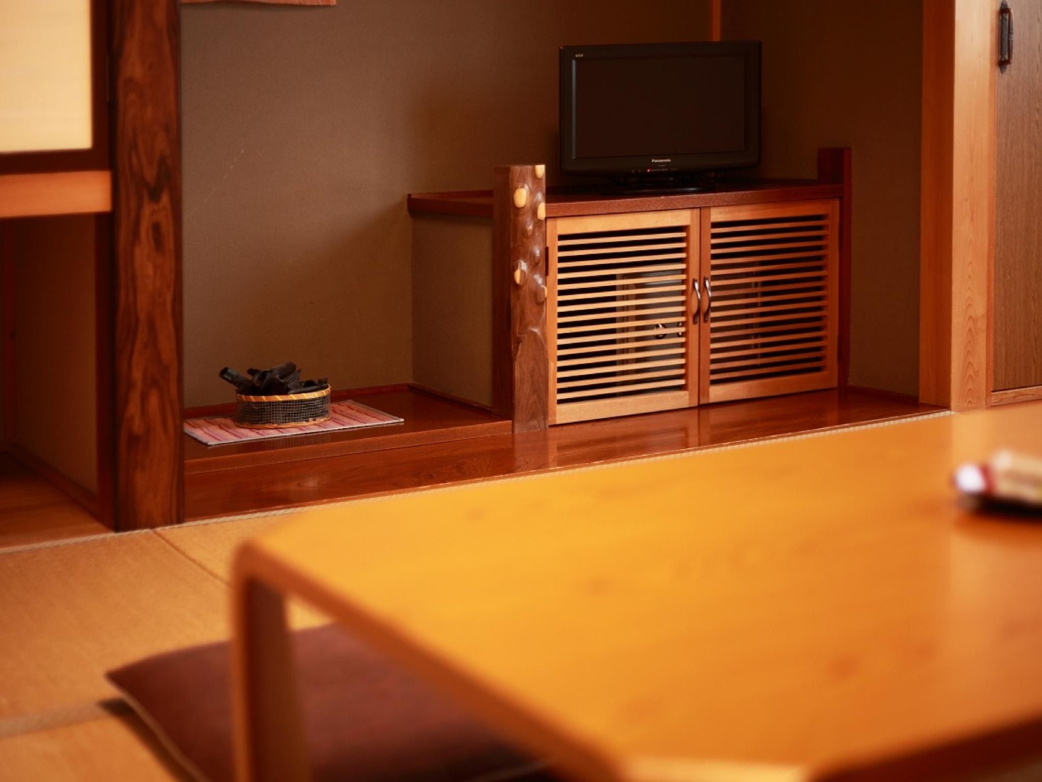 Japanese Style Room with 8 Tatami - Non-Smoking