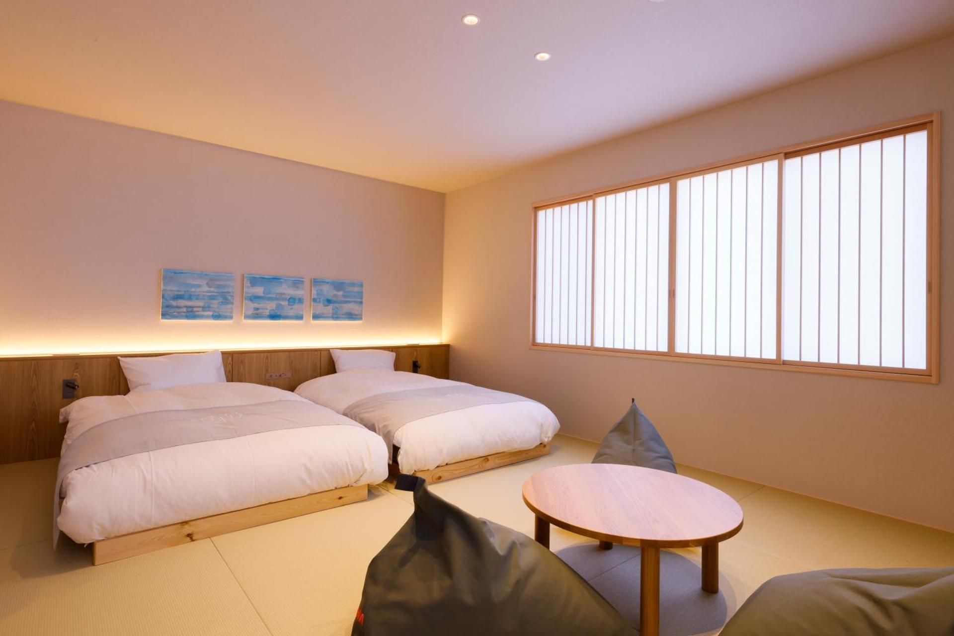 Japanese-Western style room with indoor hot spring bath "Yunagi"