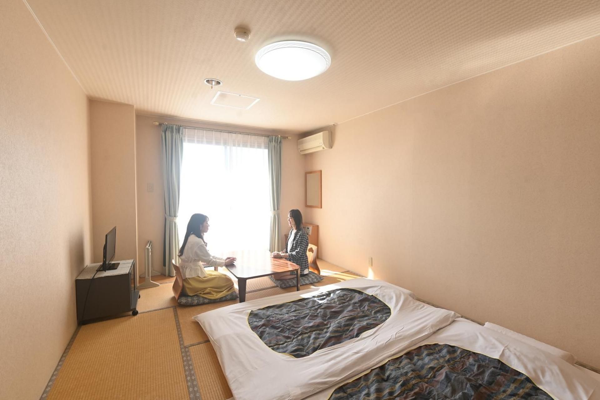 Japanese-Style Room
