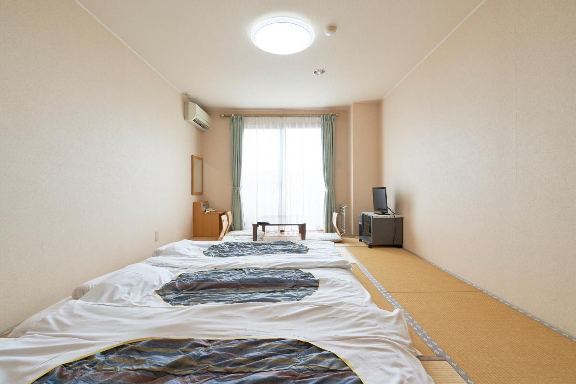 Japanese-Style Room