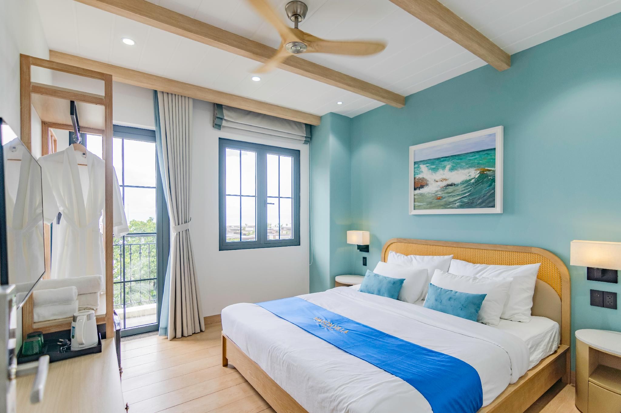 Deluxe Sea View