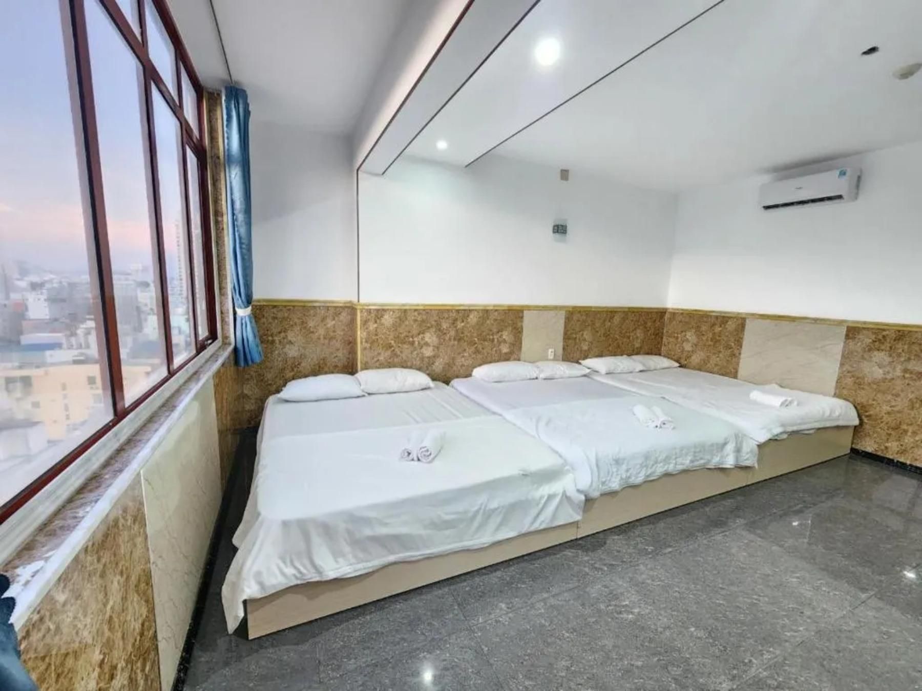 Mixed Dormitory Room