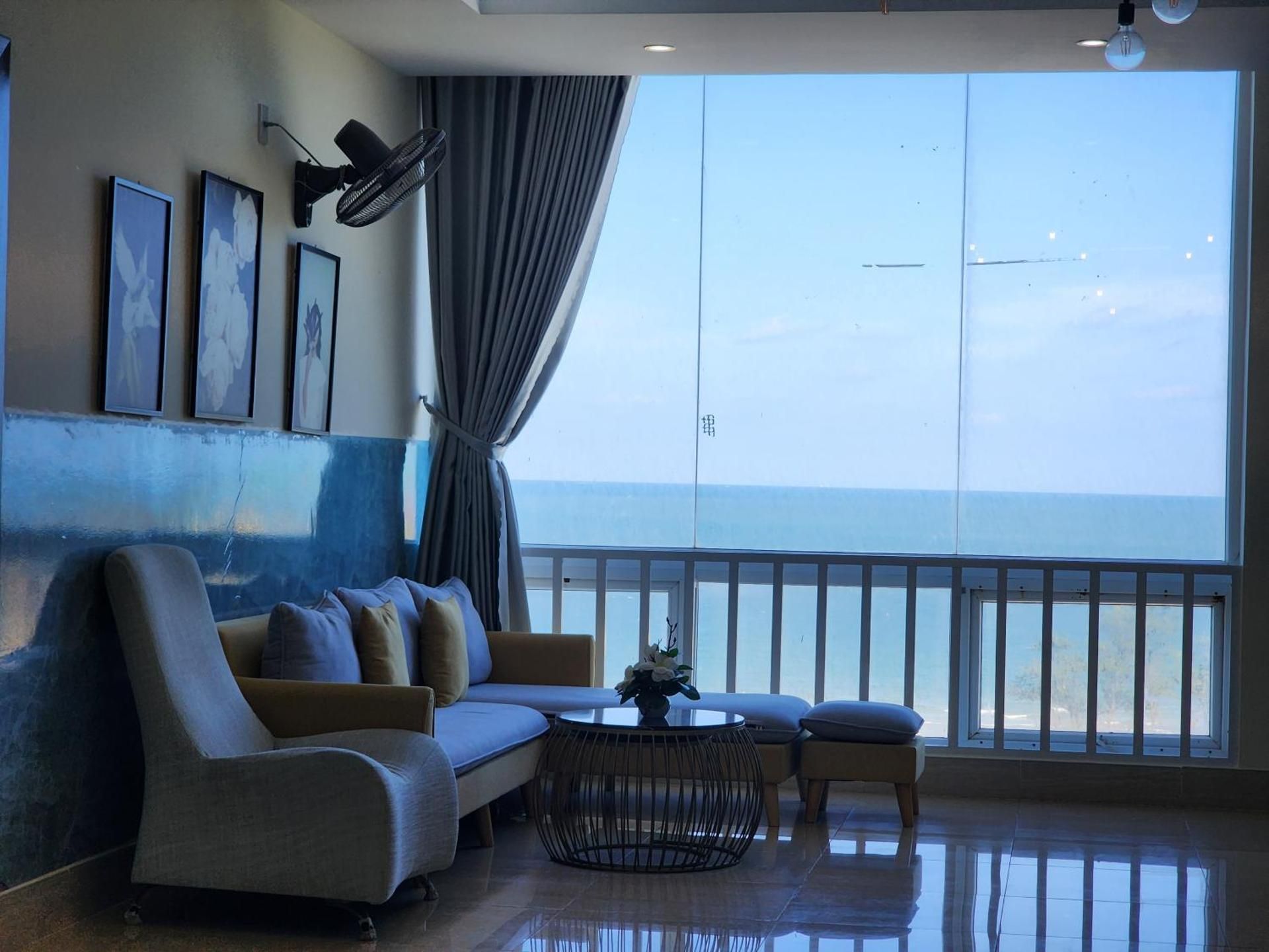 Apartment with Sea View