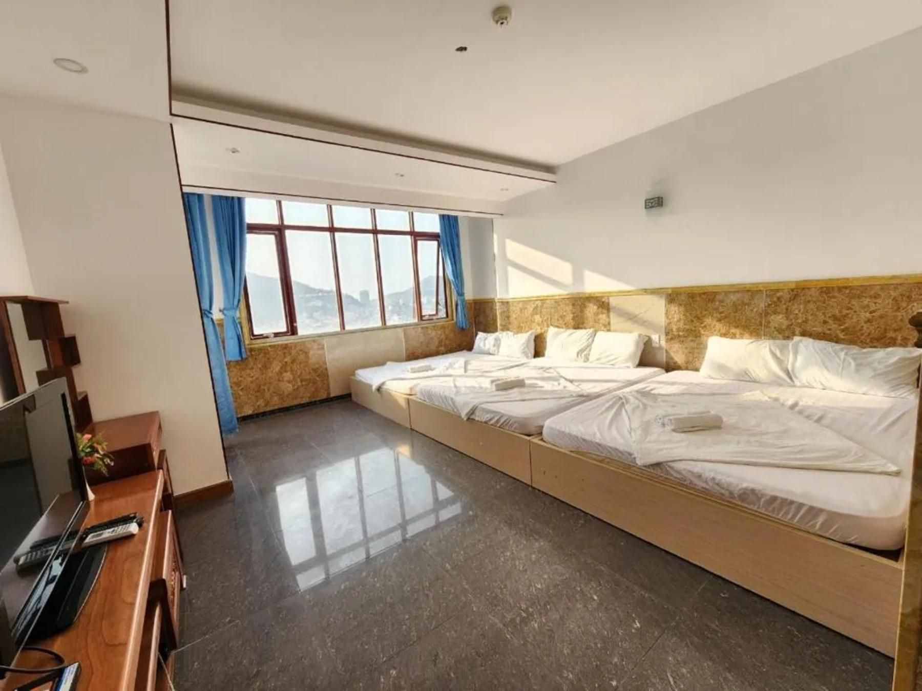 Mixed Dormitory Room