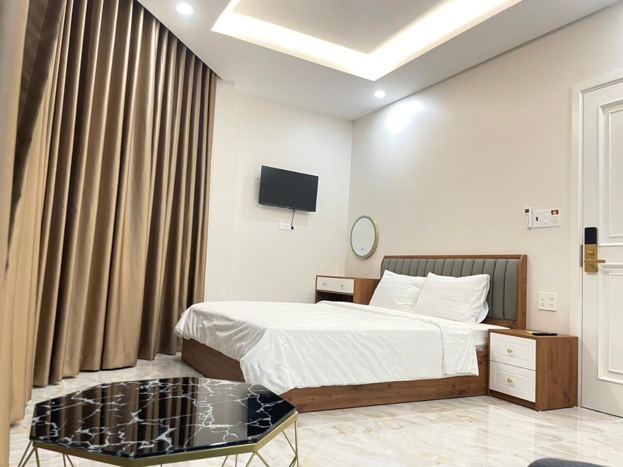 Double Room with Balcony and Sea View