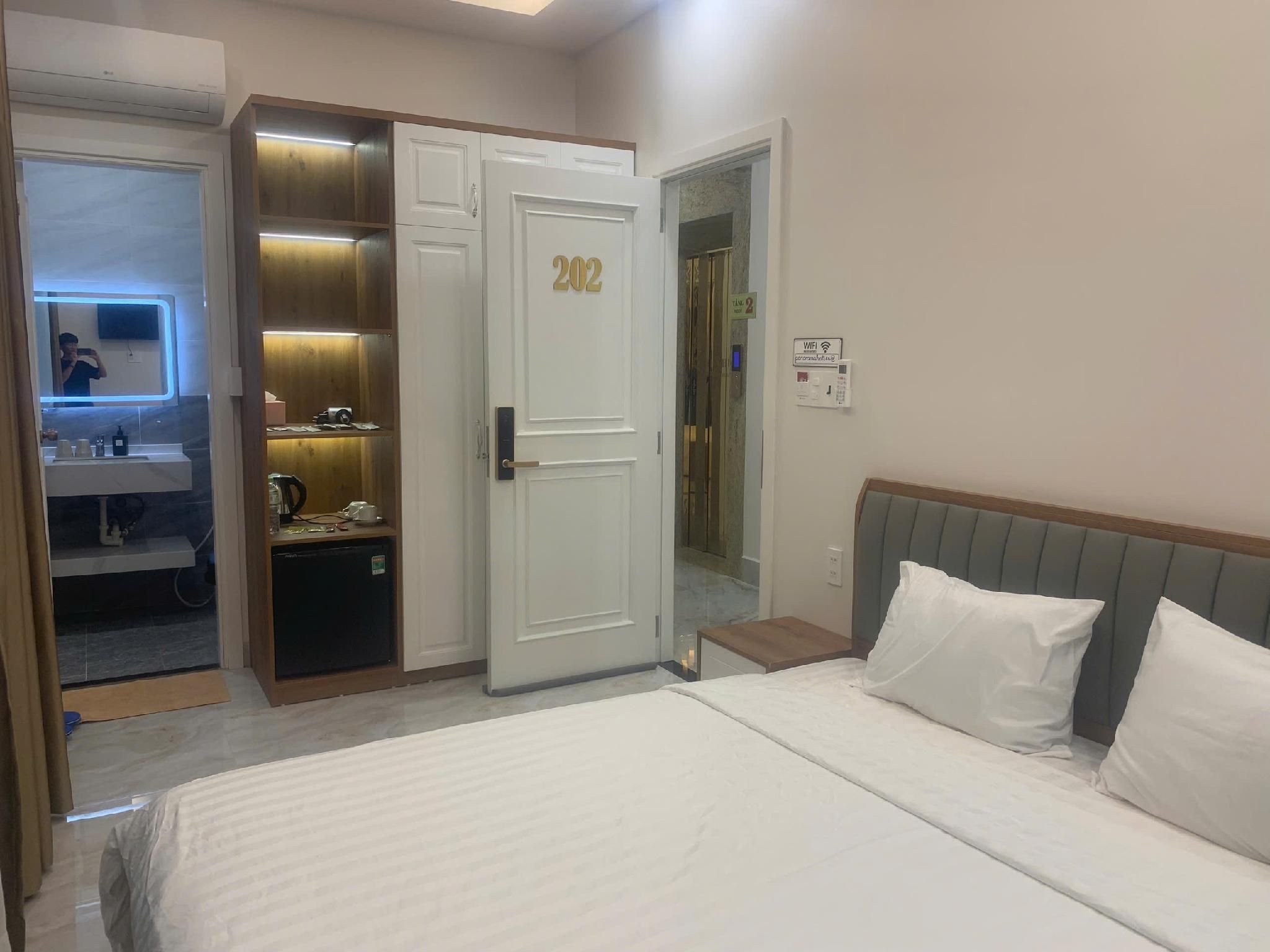 King Room with Balcony