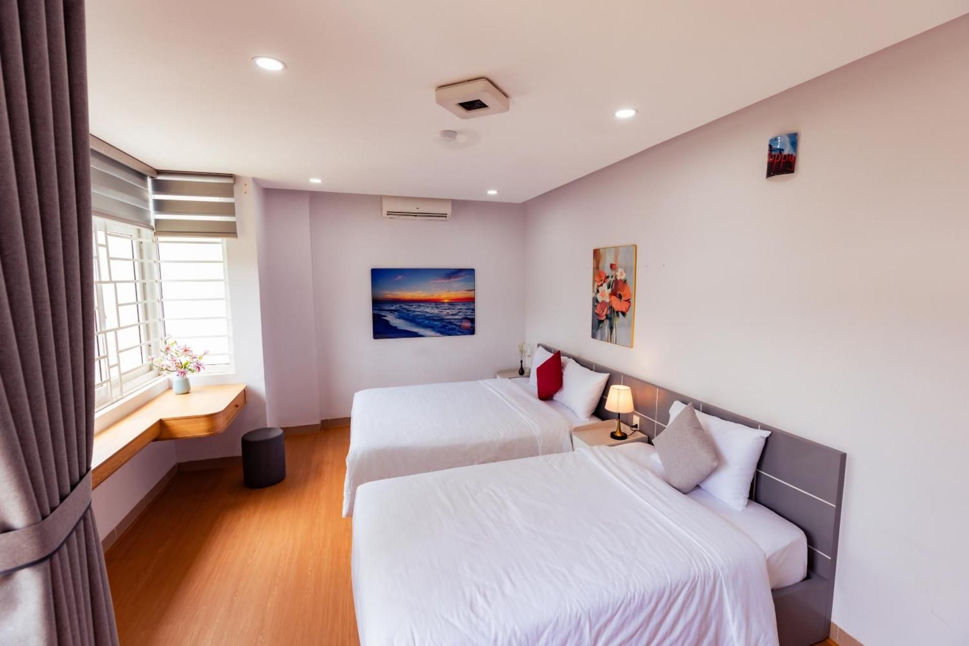 Deluxe Double Room with Balcony