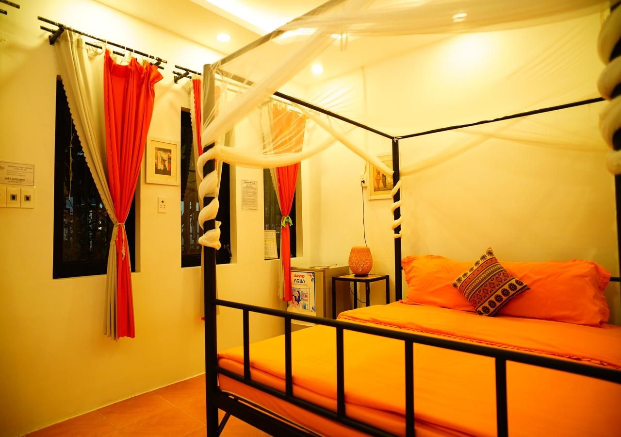 Dormitory Room - 4 person bunk beds