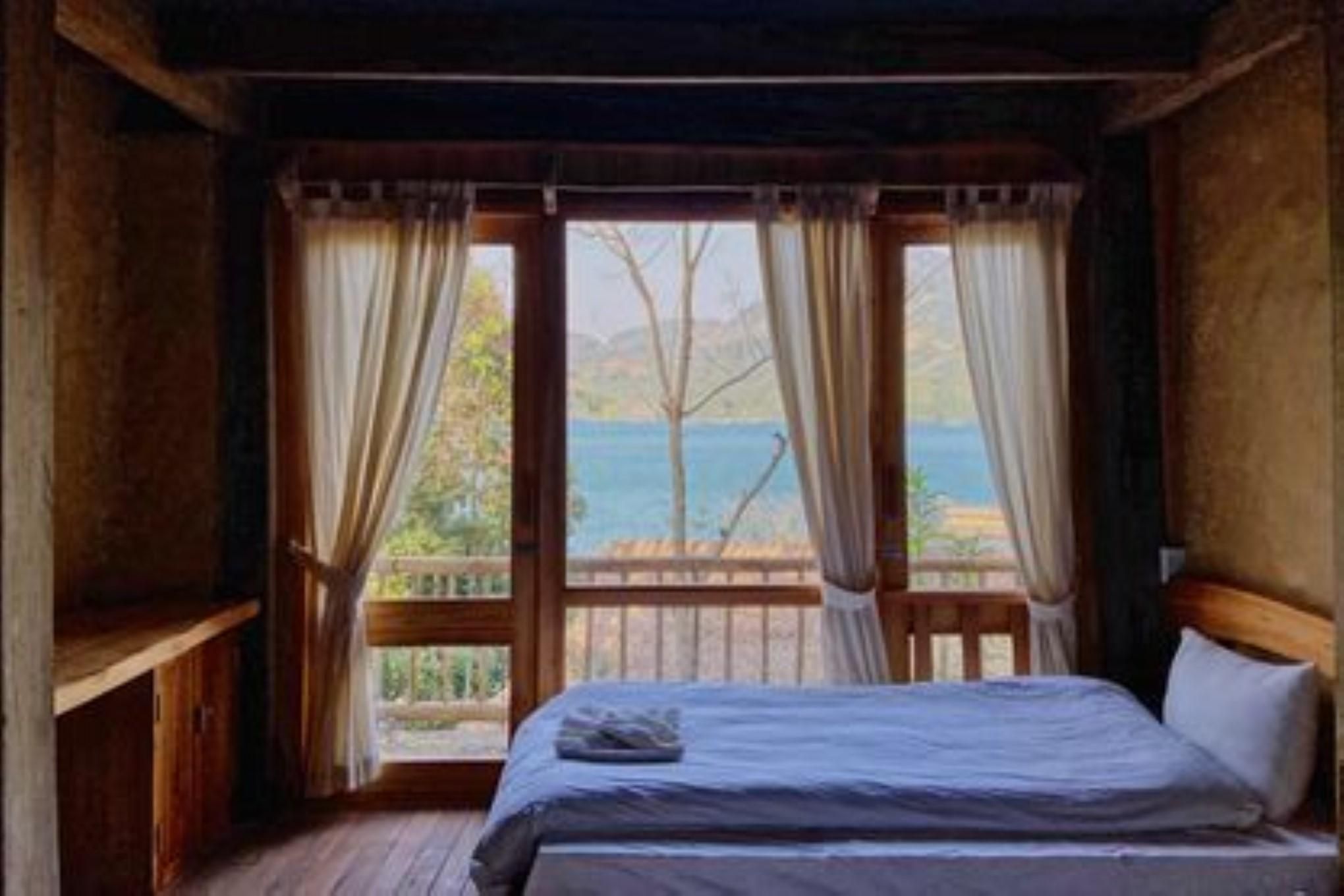 Superior Bungalow