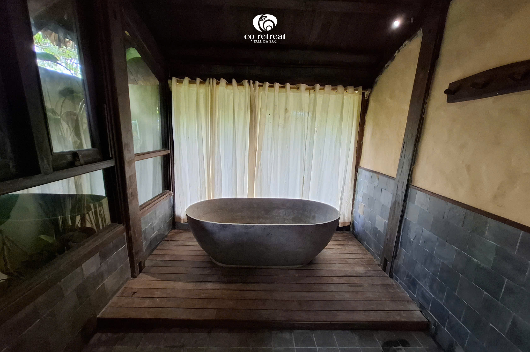 Co Retreat Da Bac Bungalow with Bathtub 3