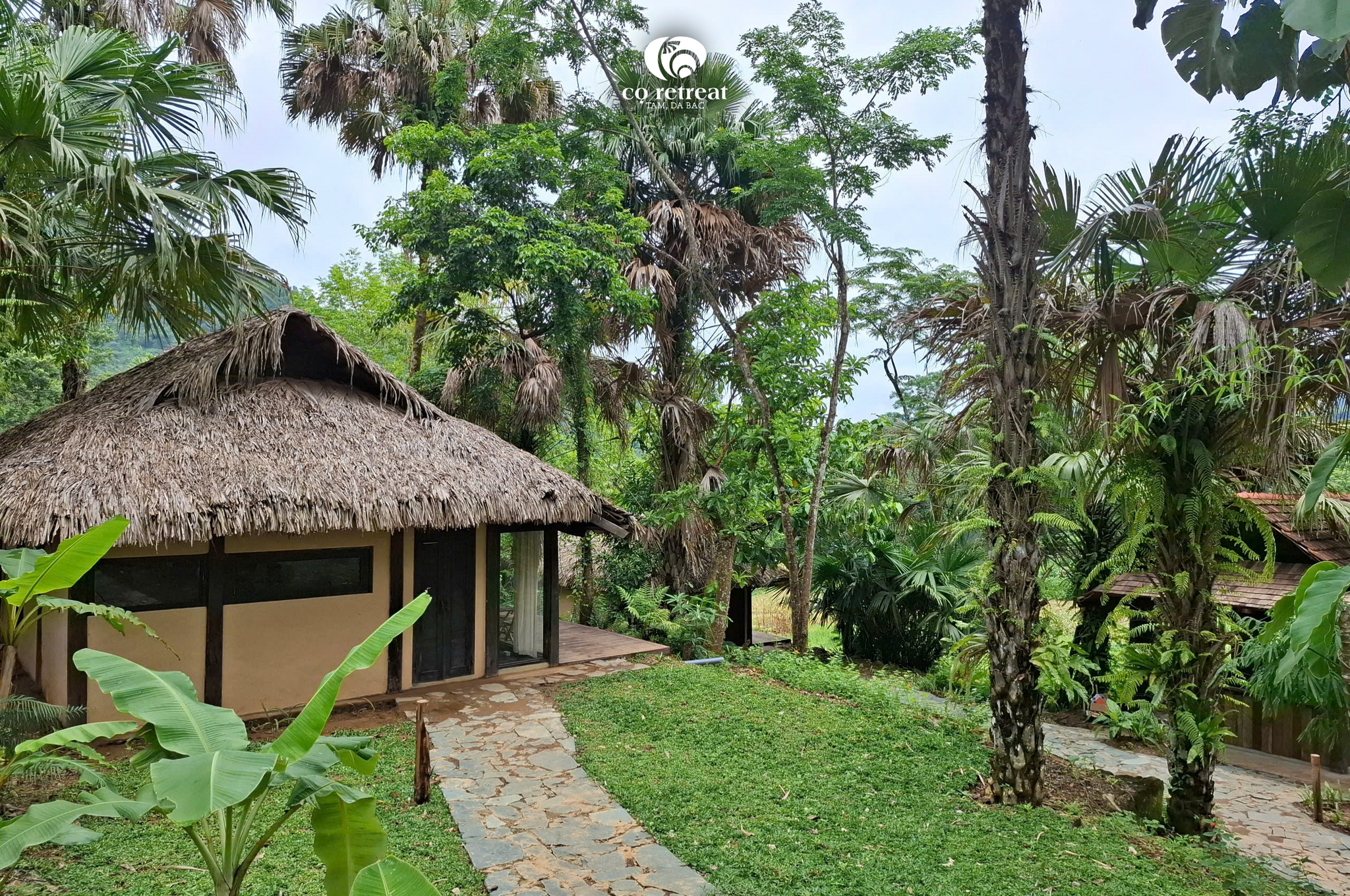 Co Retreat Da Bac Bungalow with Bathtub 2