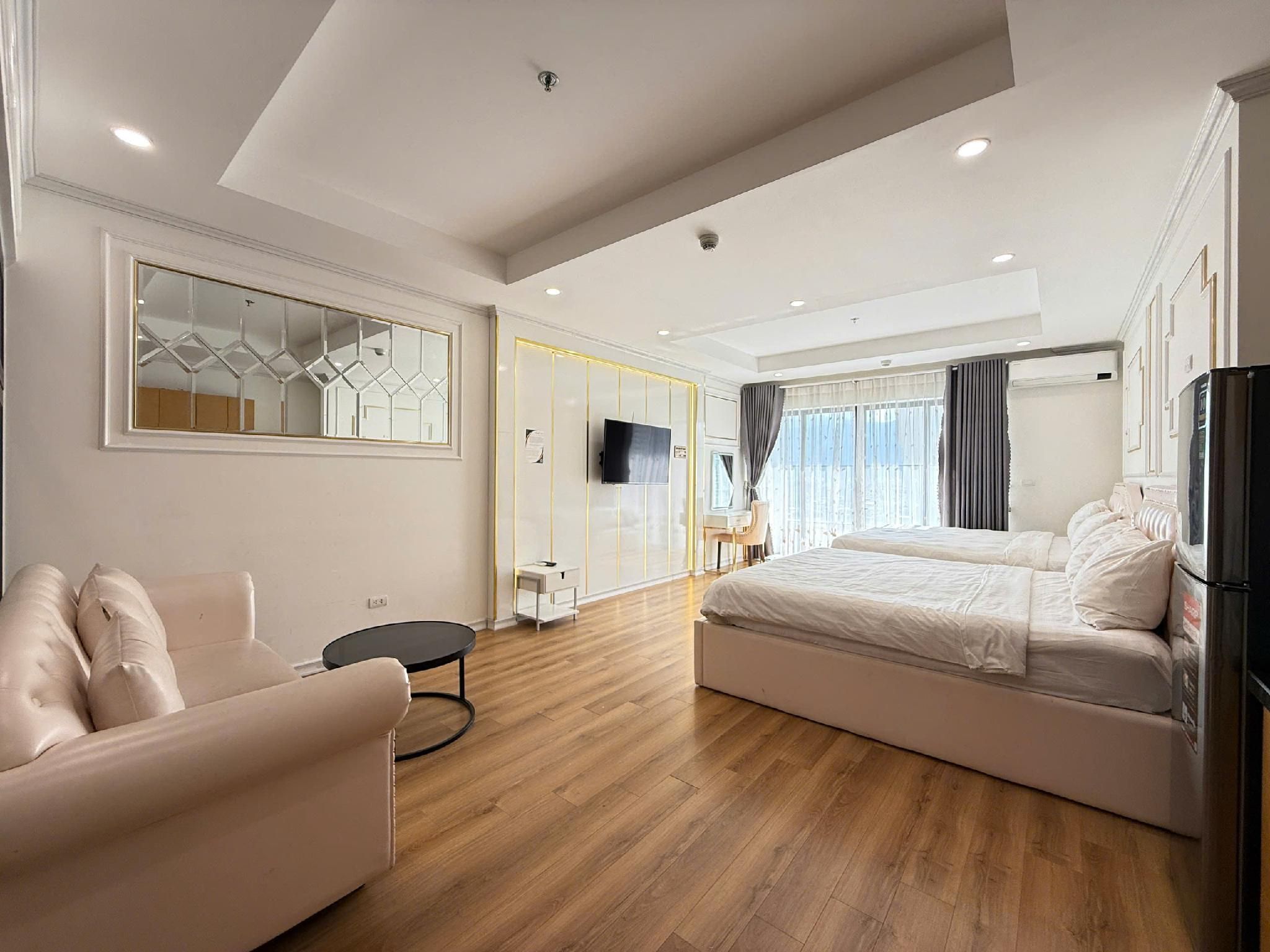 Junior Deluxe Family Room