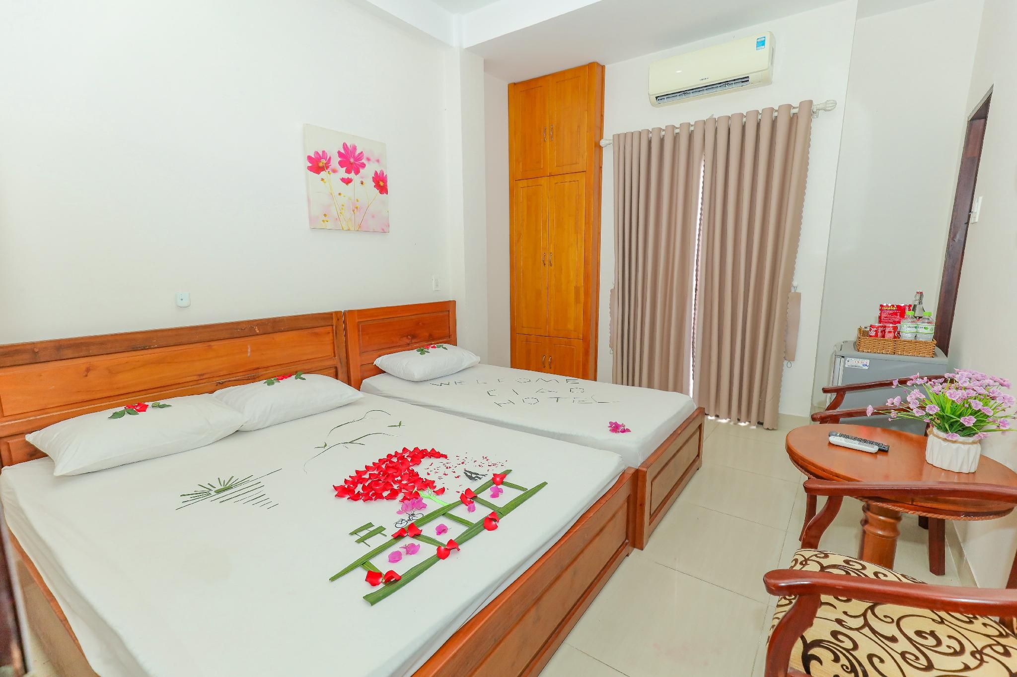 Triple Room for 2-3 people - Family Only