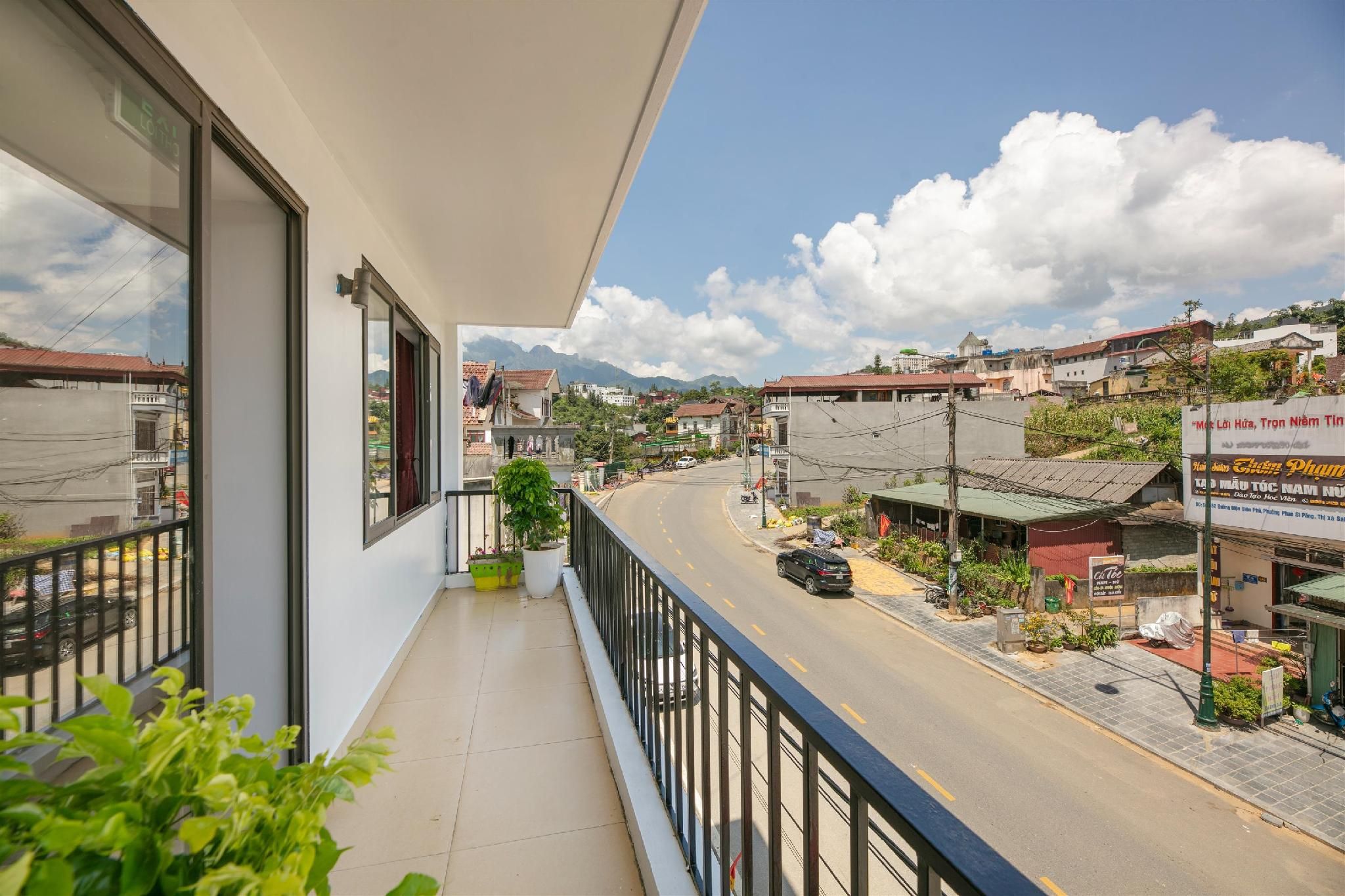 Superior Twin Room with City View