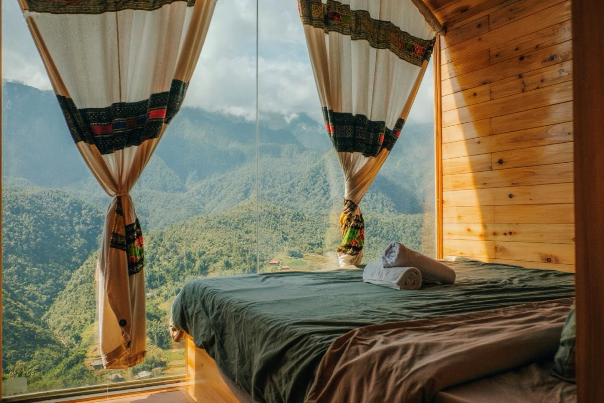Mountain and Garden View Bungalow