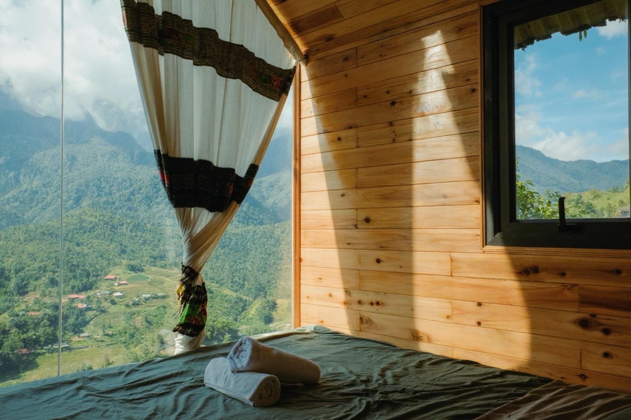 Mountain and Garden View Bungalow