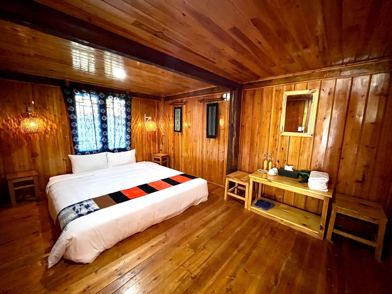 Muong Hoa Eco Villa Double Room with Share Bathroom