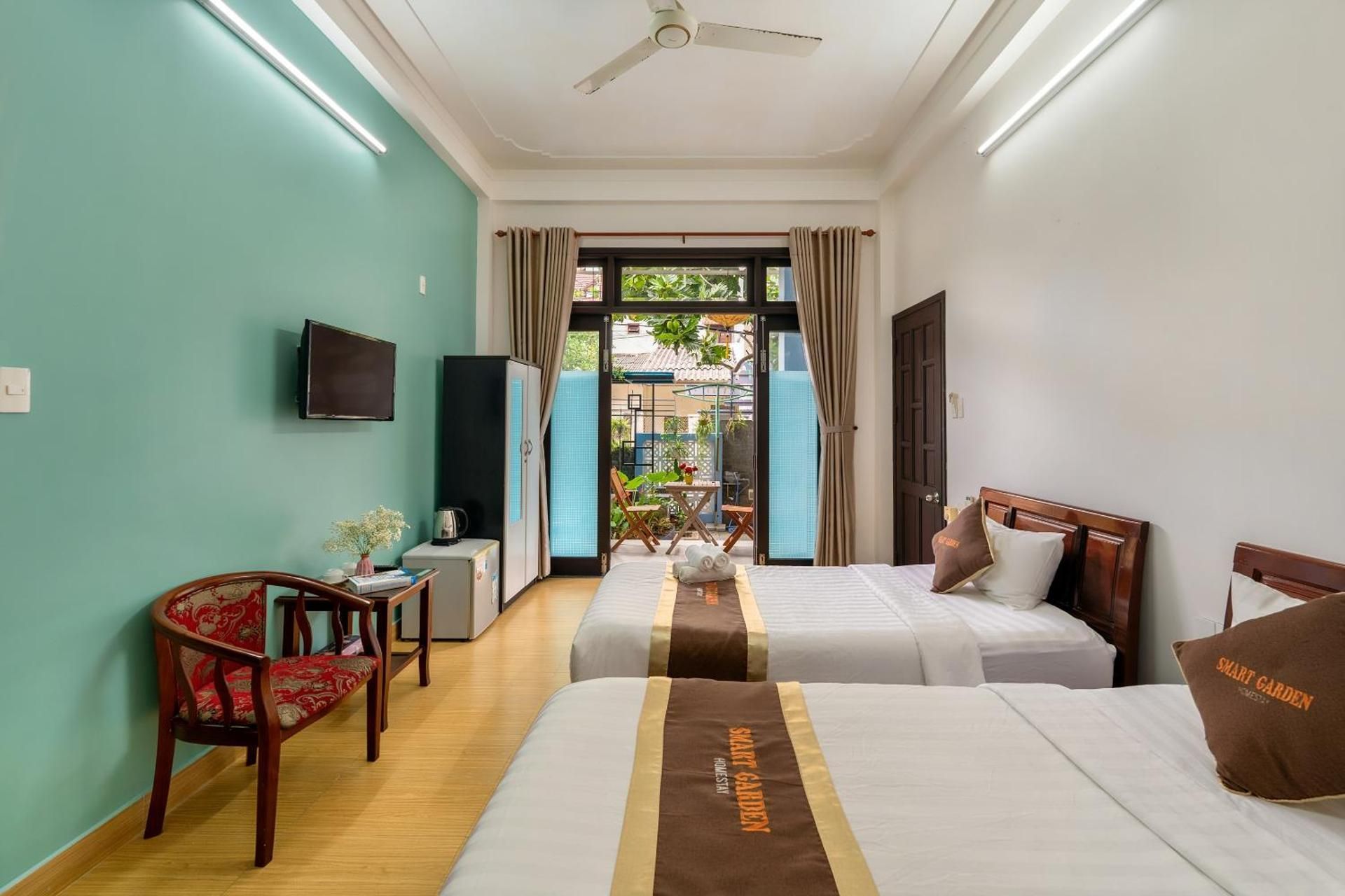 Smart Garden Homestay Double or Twin Room with Garden View 2