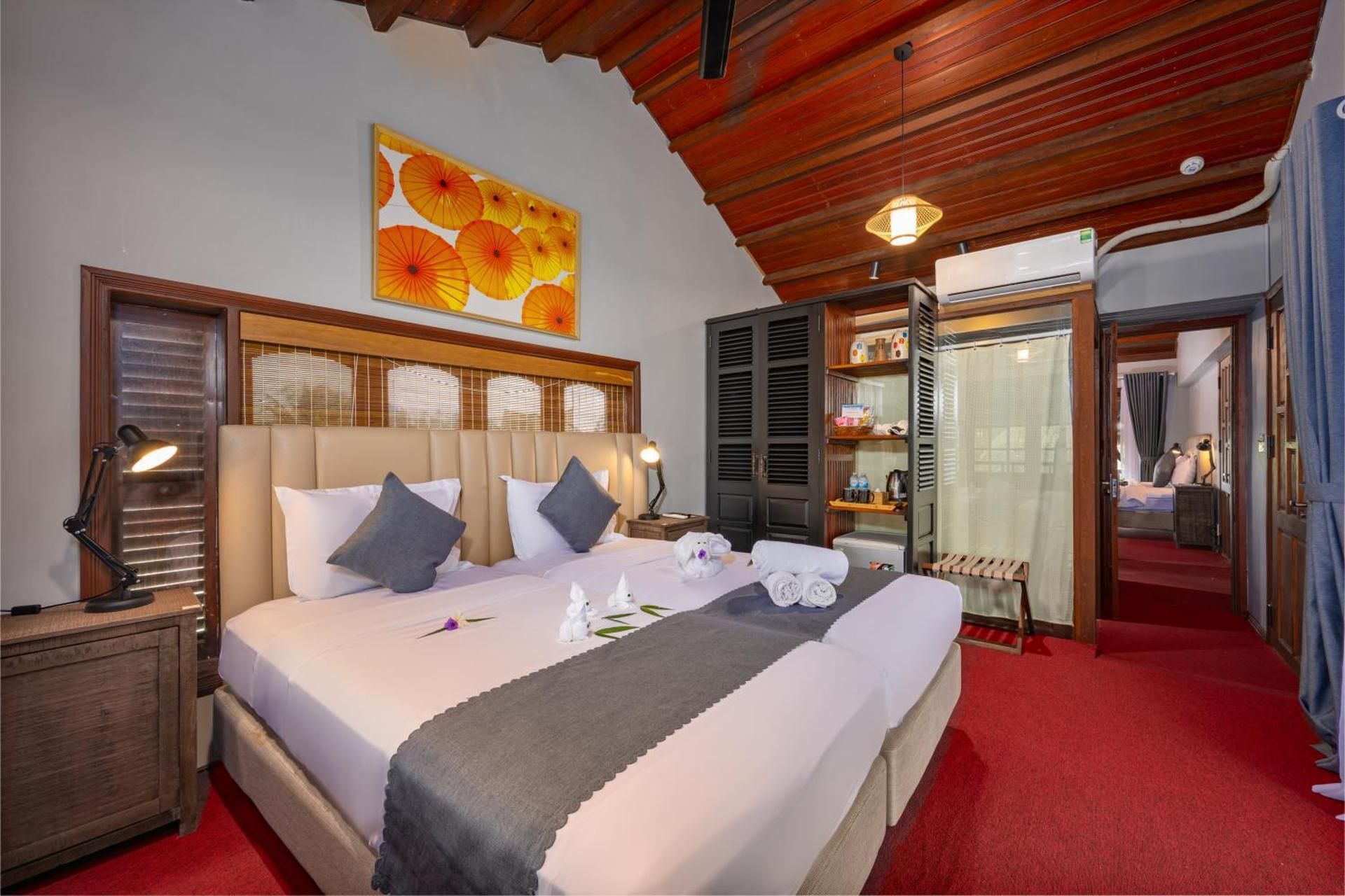 Double or Twin Room with Sea View