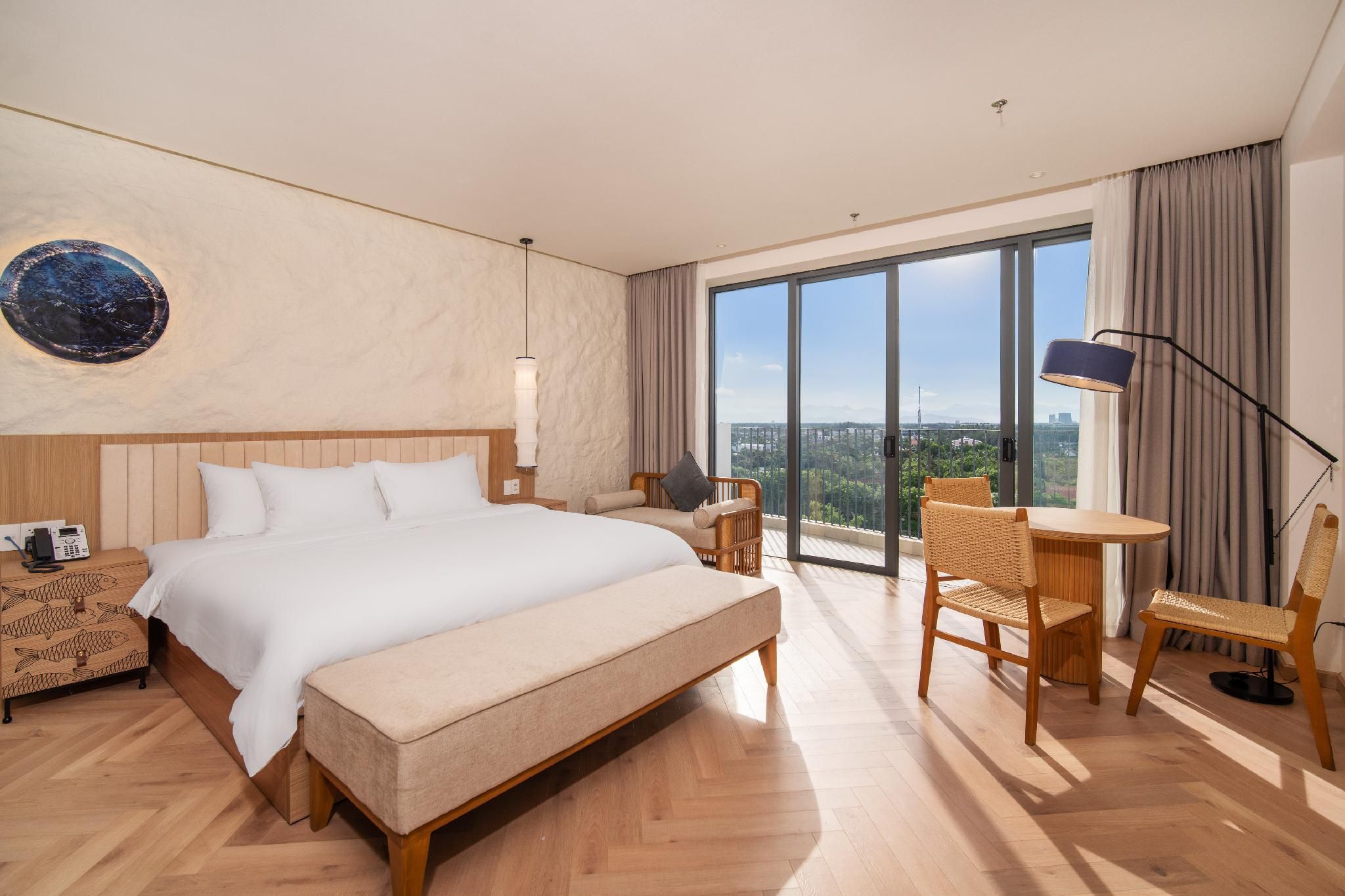 One Bedroom Apartment with Sea View