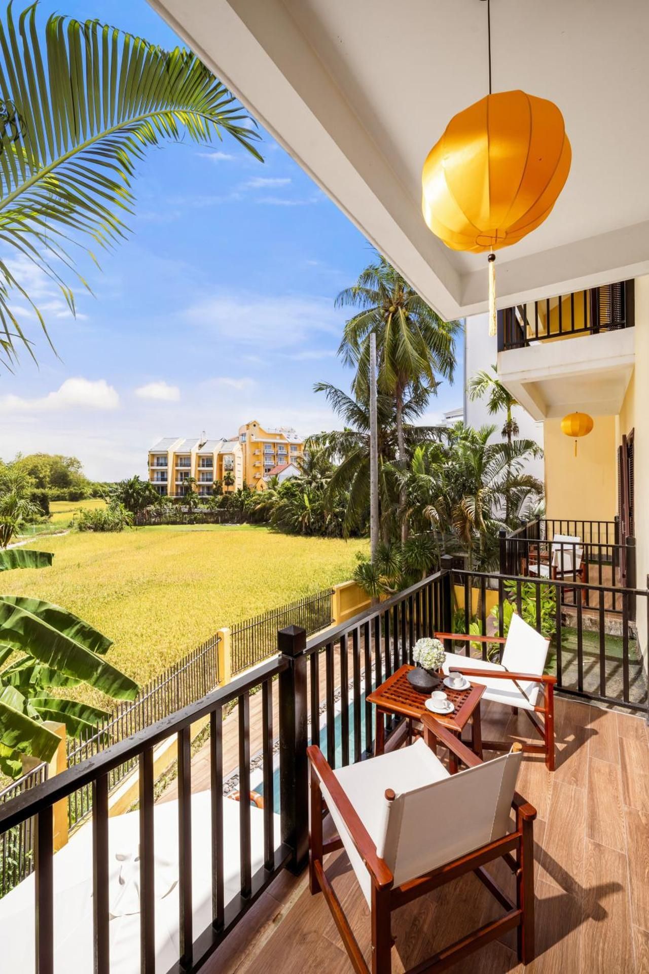 Villa with Garden View