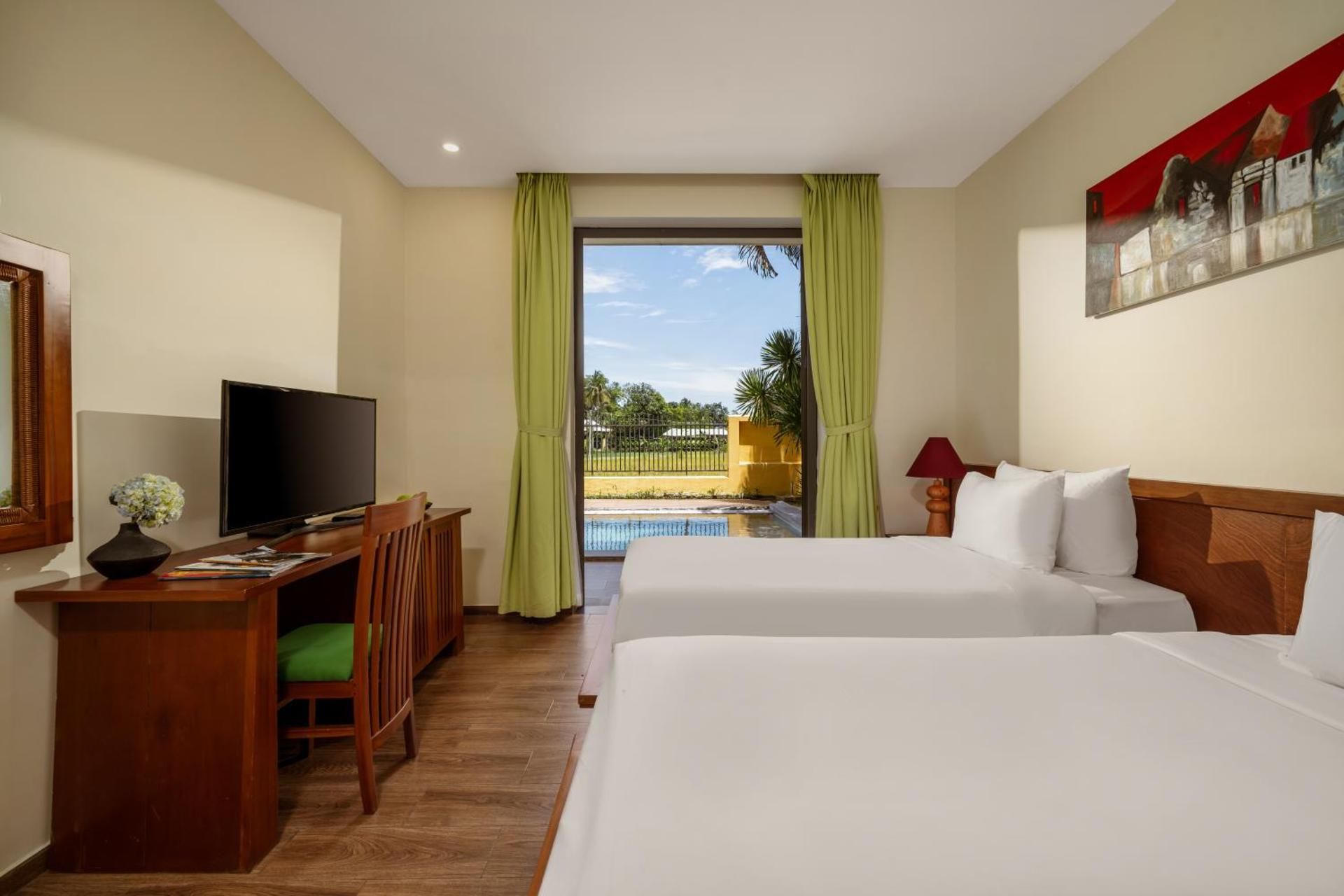 Deluxe Double or Twin Room with River View