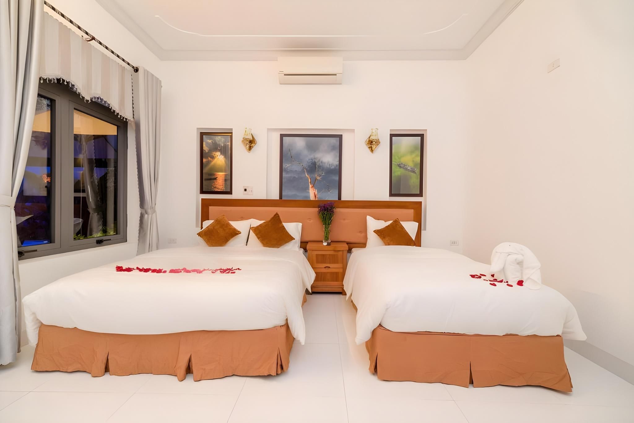 Triple Room with Pool View