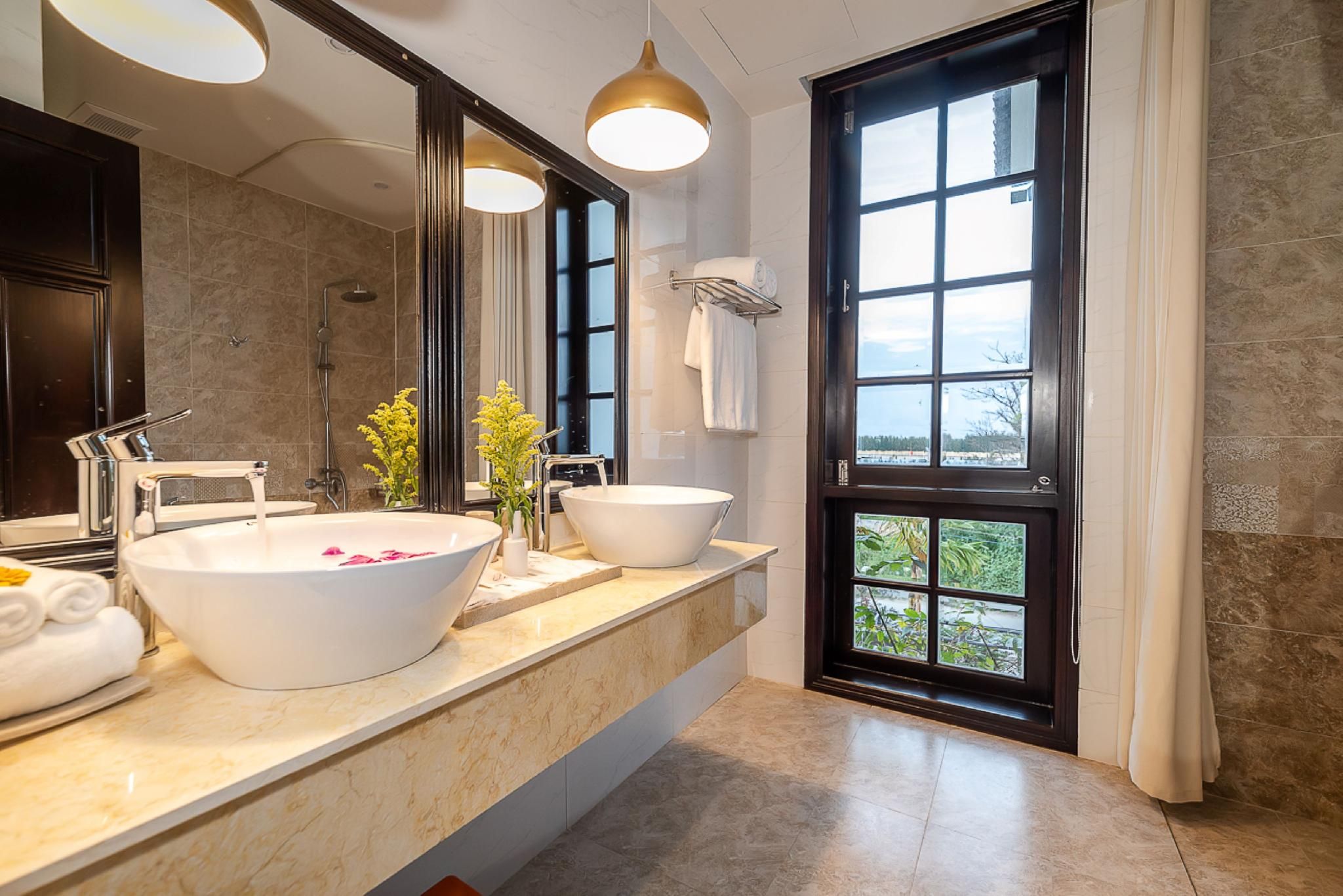 Hoi An Riverside Garden Villa Family Room 3