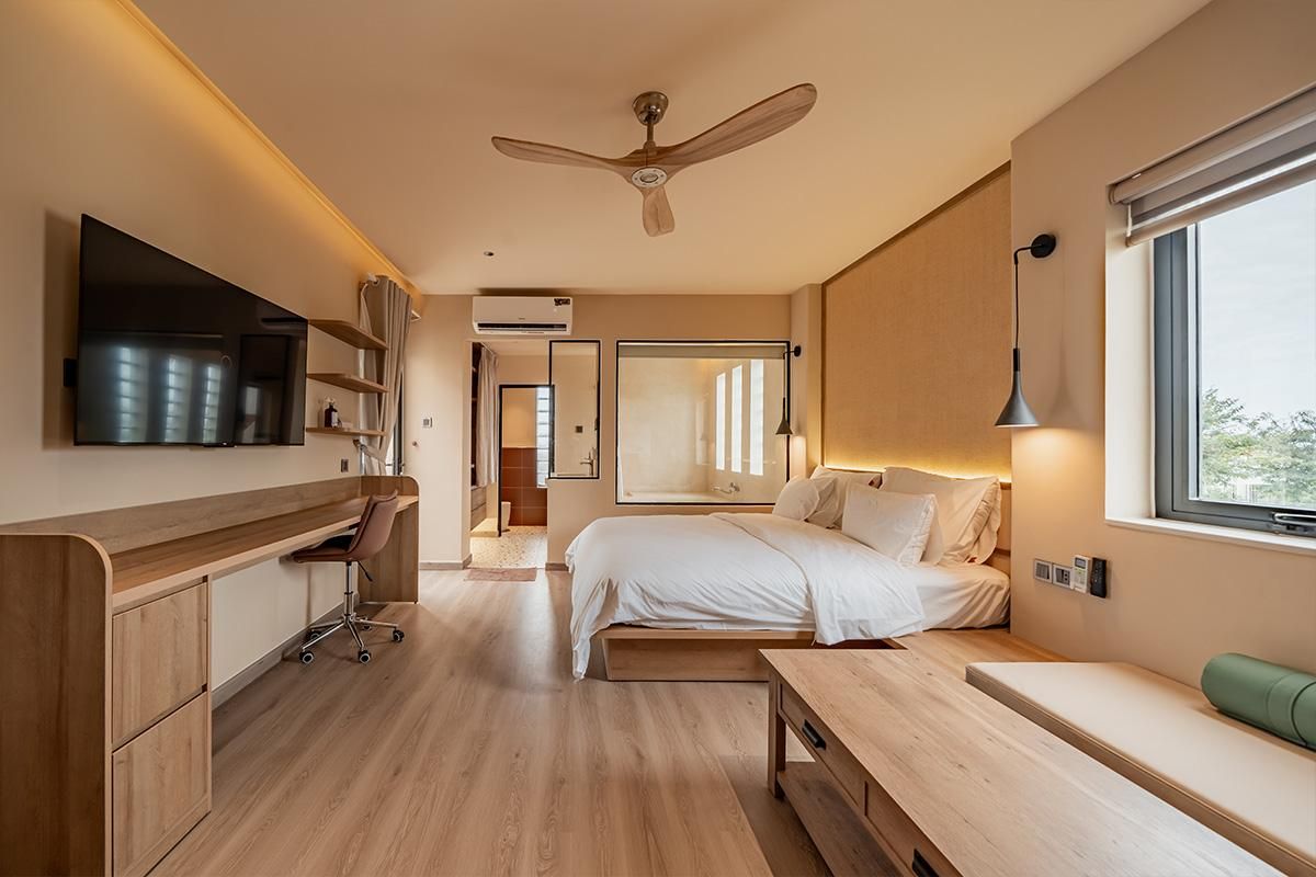 One-Bedroom Deluxe Apartment