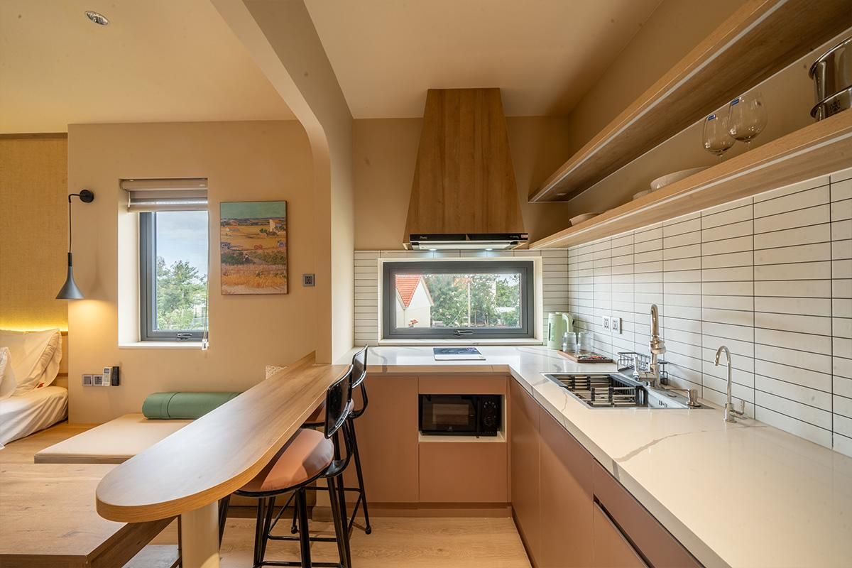 One-Bedroom Deluxe Apartment