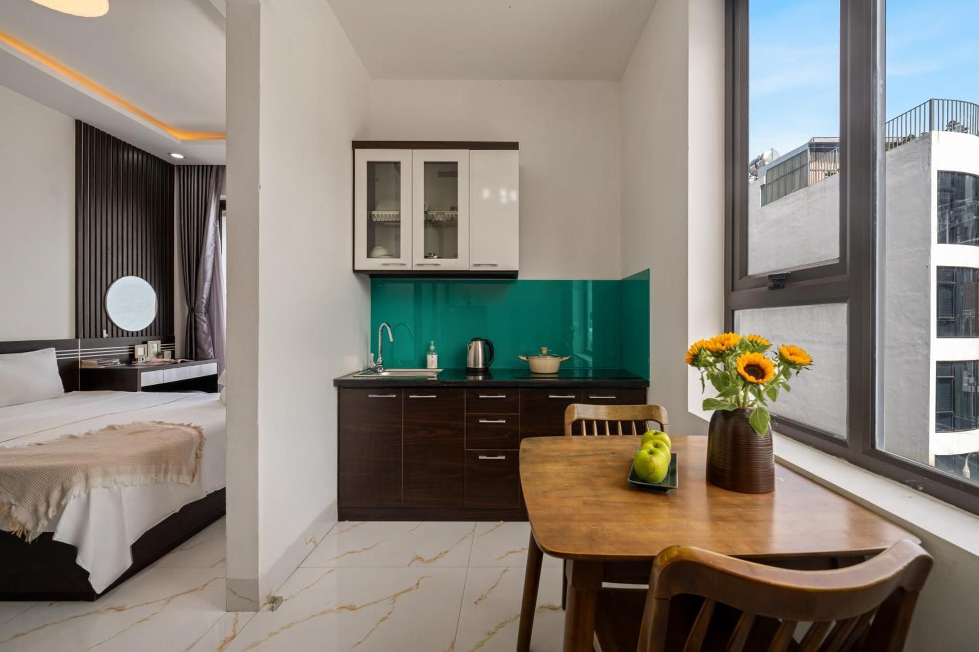 One-Bedroom Apartment with Balcony and Water View