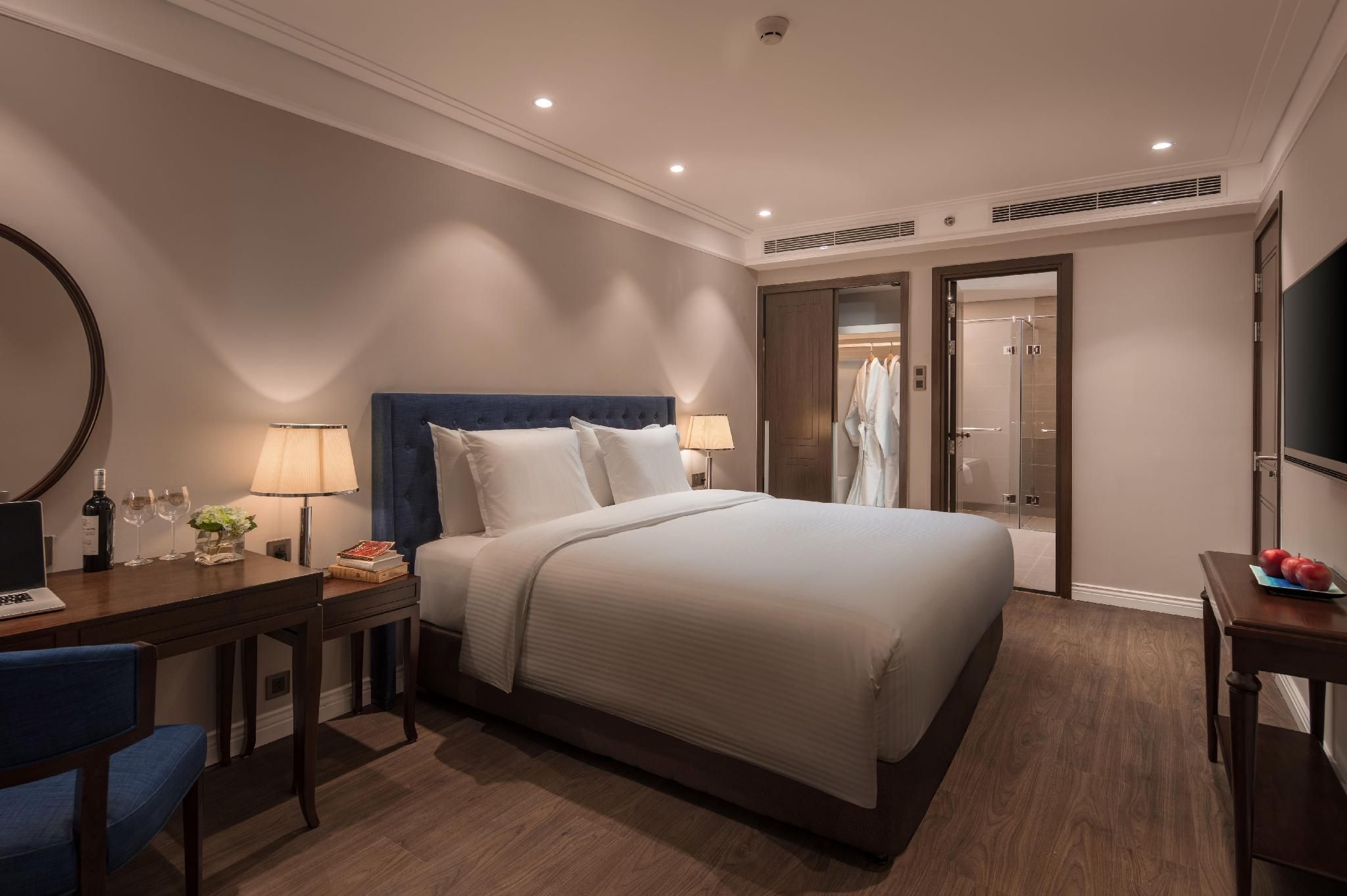 1BR Skyline Suite