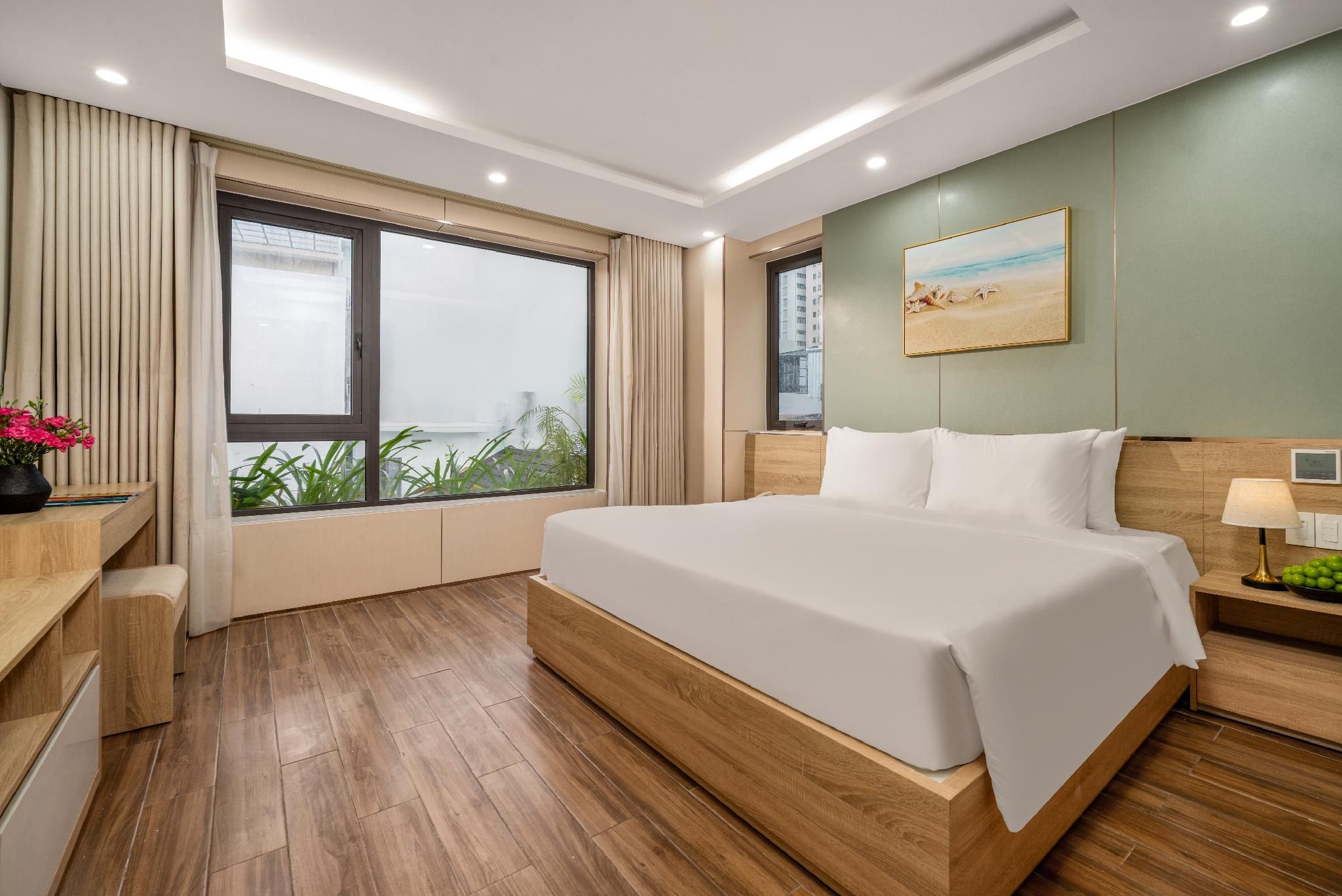 Superior King Bed
