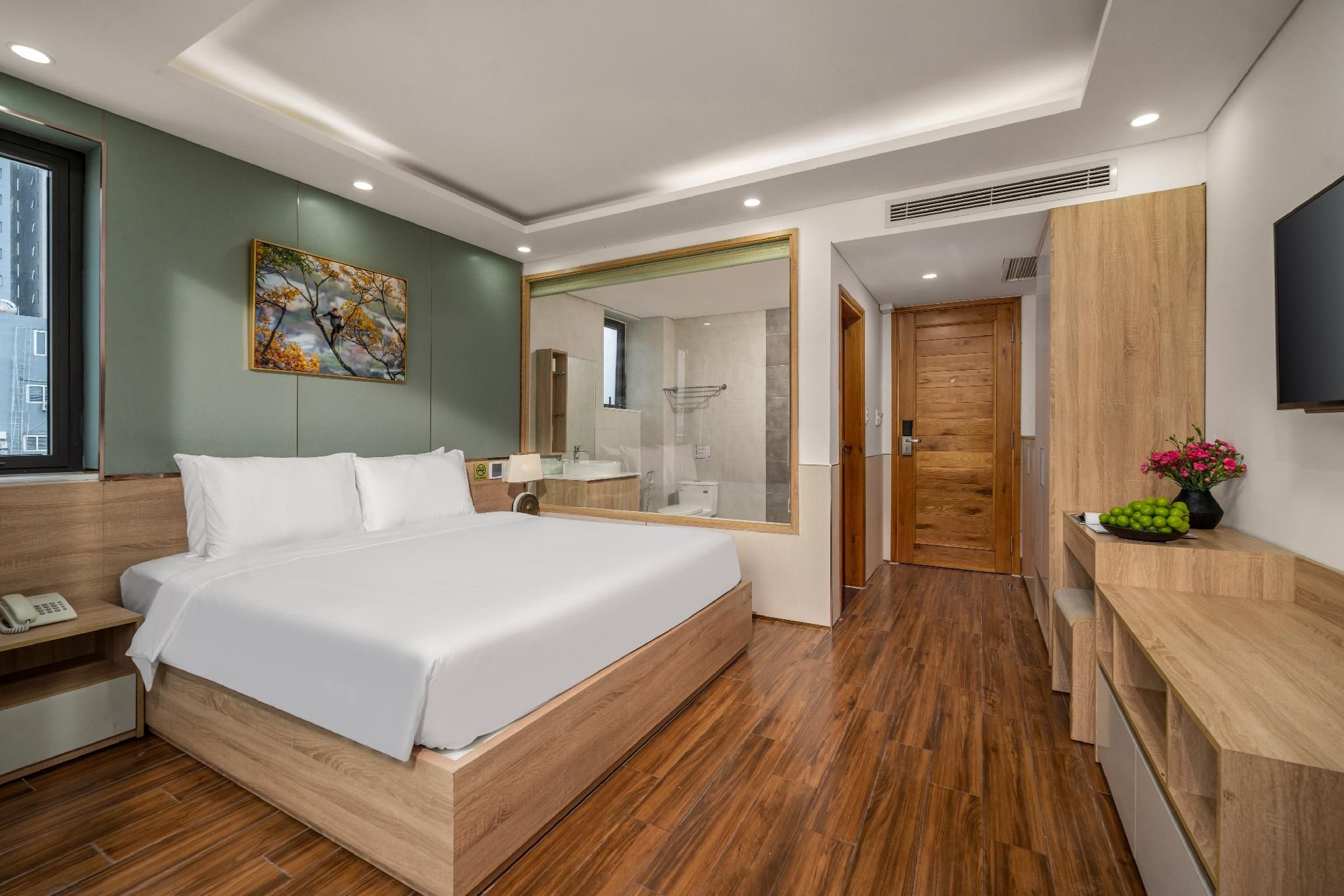 Deluxe with Balcony