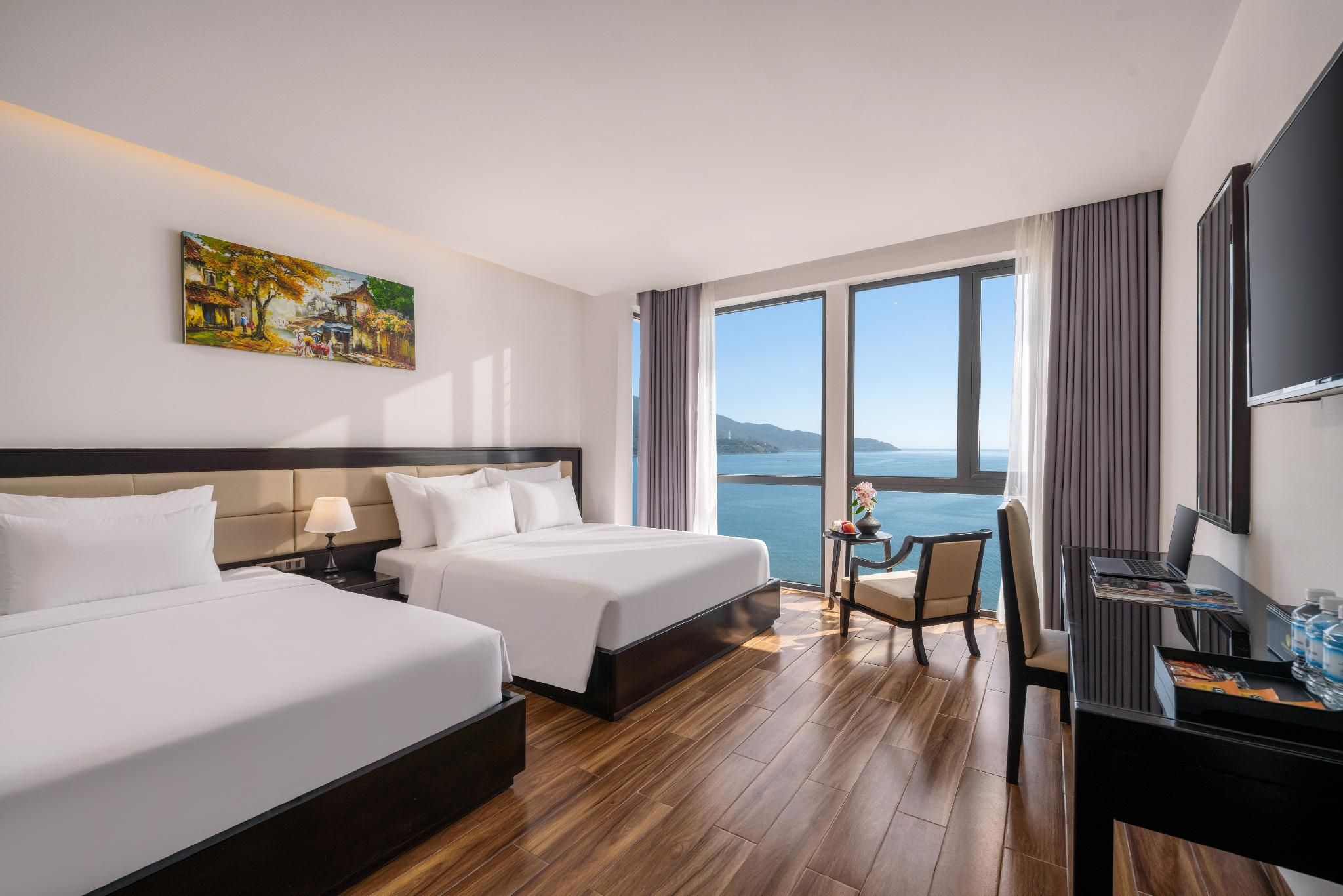 Deluxe Triple Ocean View Room