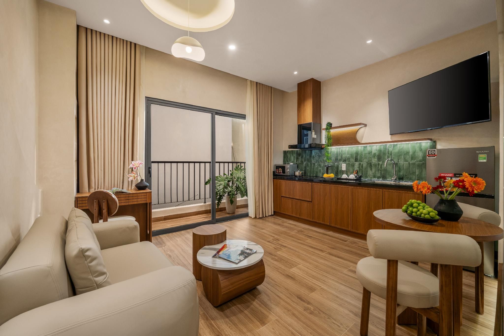 1-Bedroom Apartment 1 with Balcony