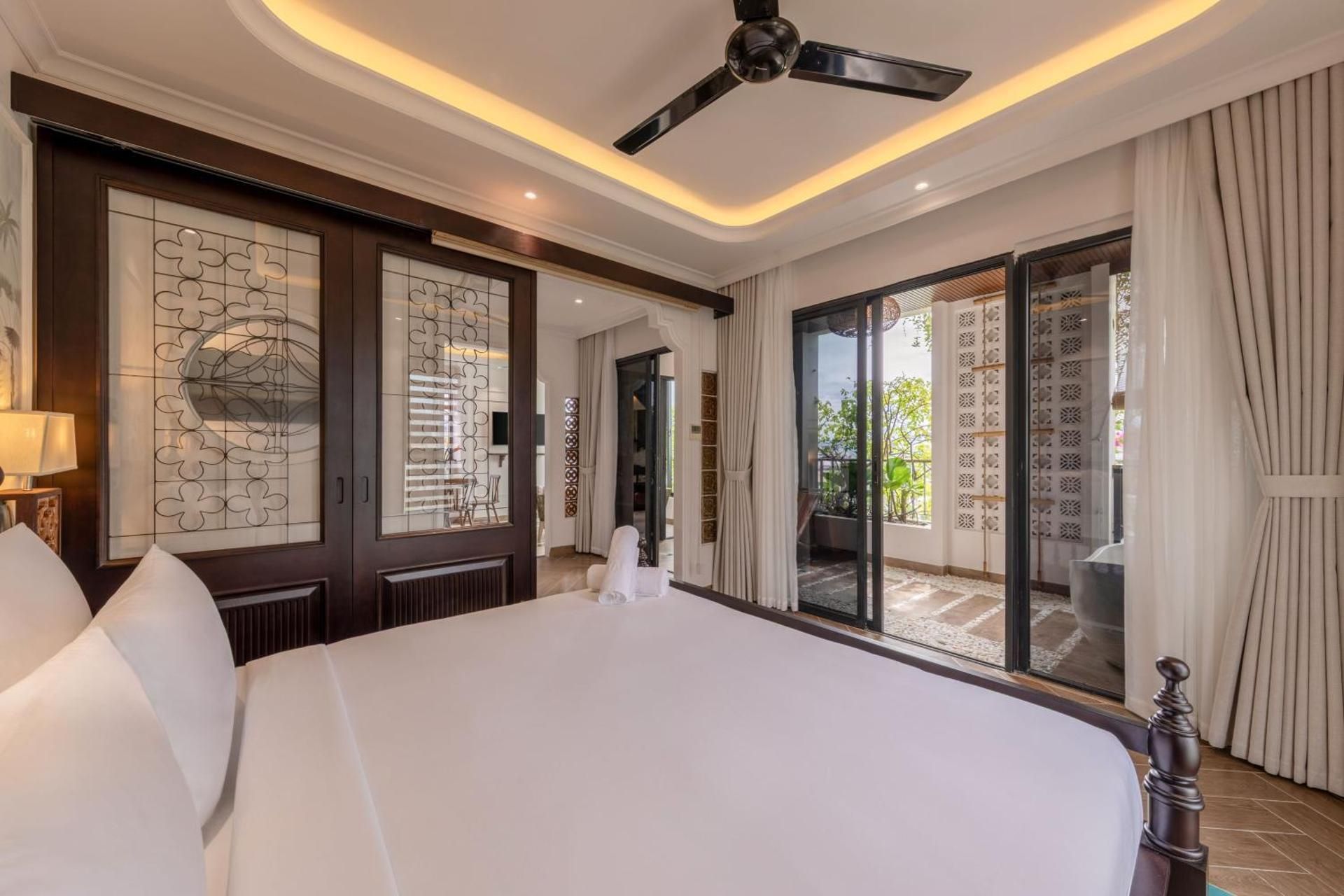 Deluxe Family Studio