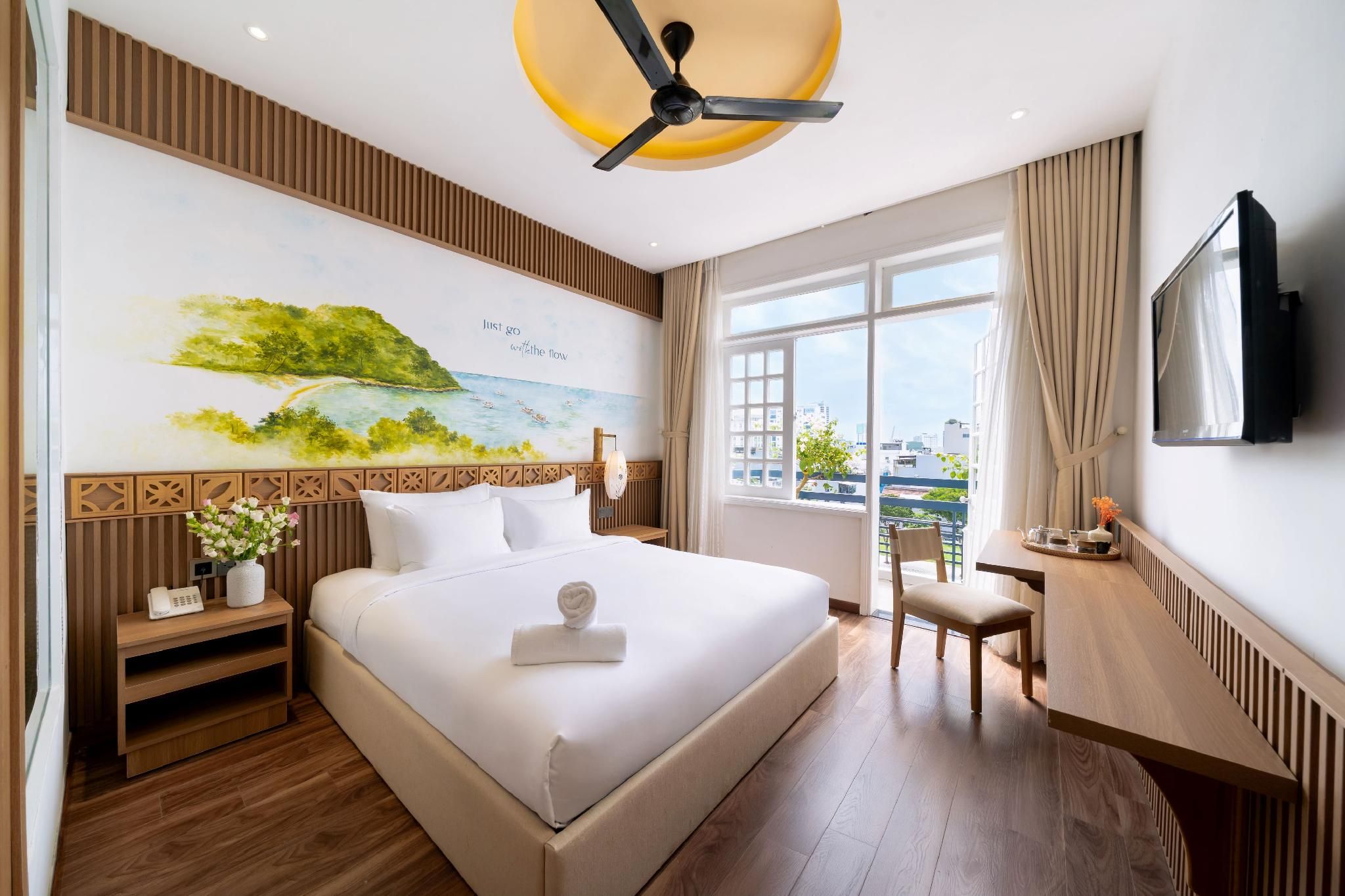 Deluxe Double Room with Balcony