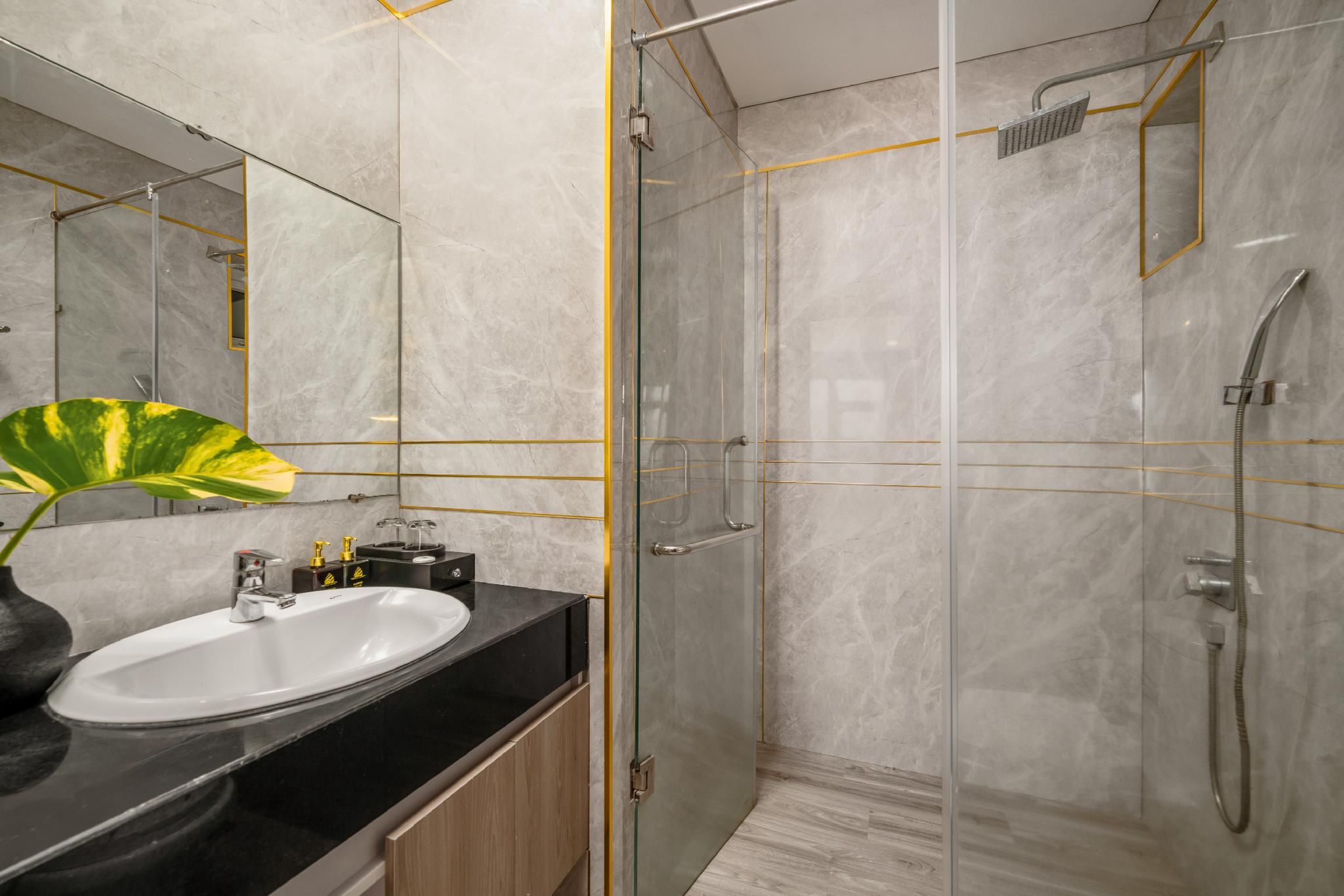 Superior Double without Window