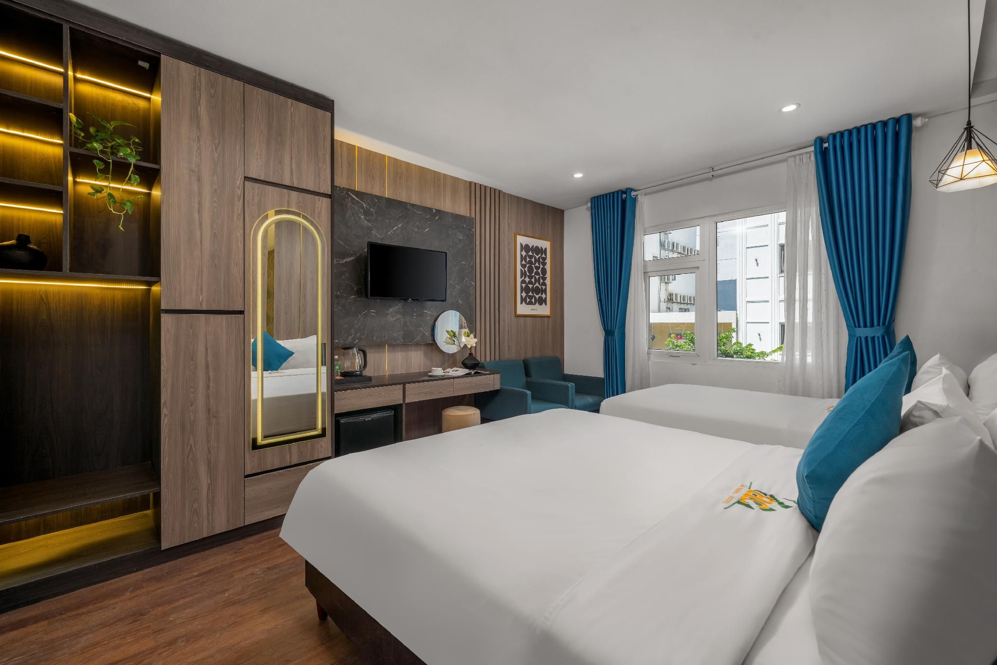 Deluxe Triple Room